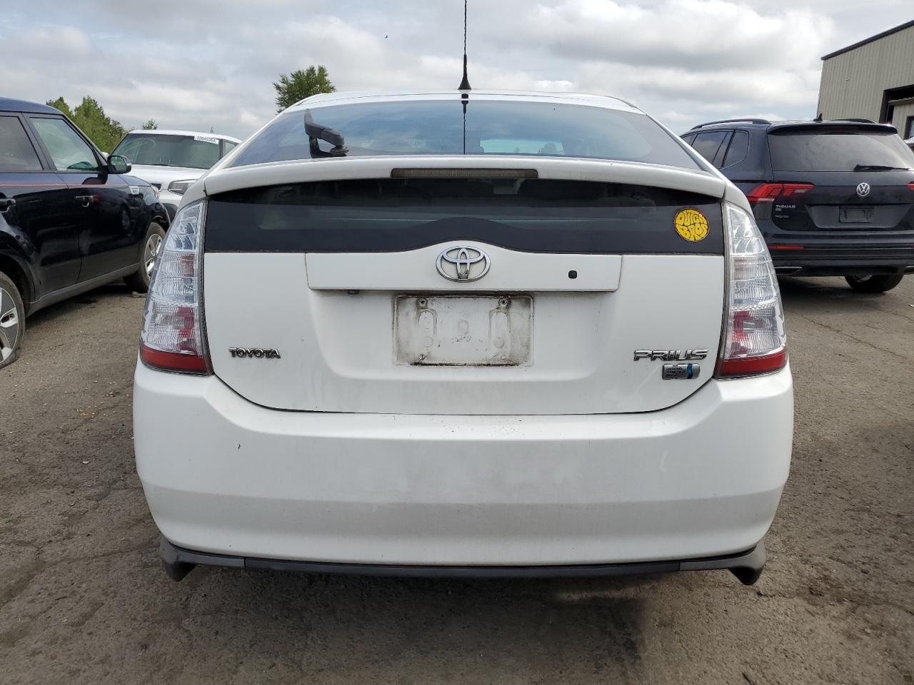 Photo 5 VIN: JTDKB20U887740318 - TOYOTA PRIUS 