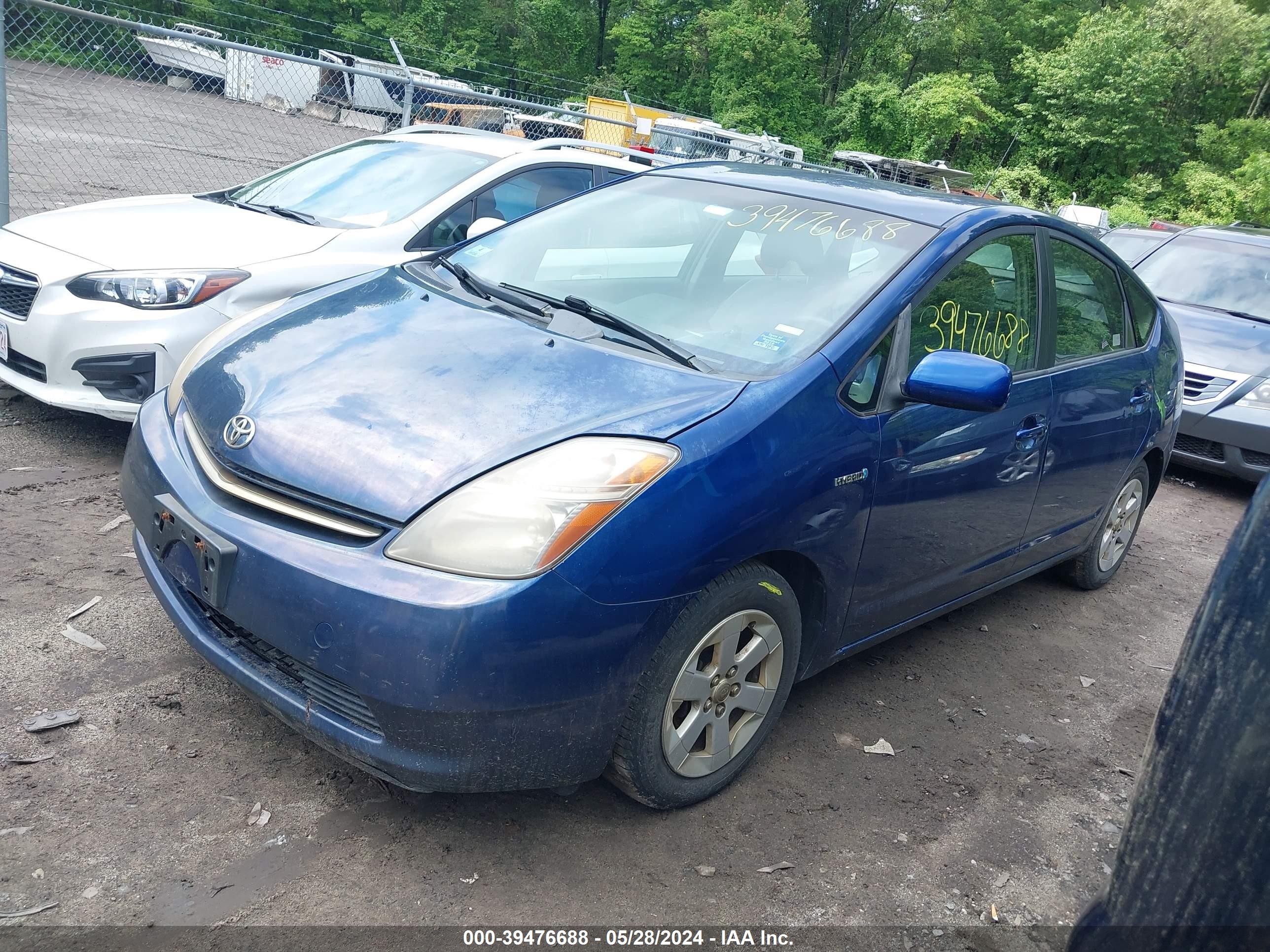 Photo 1 VIN: JTDKB20U887800310 - TOYOTA PRIUS 