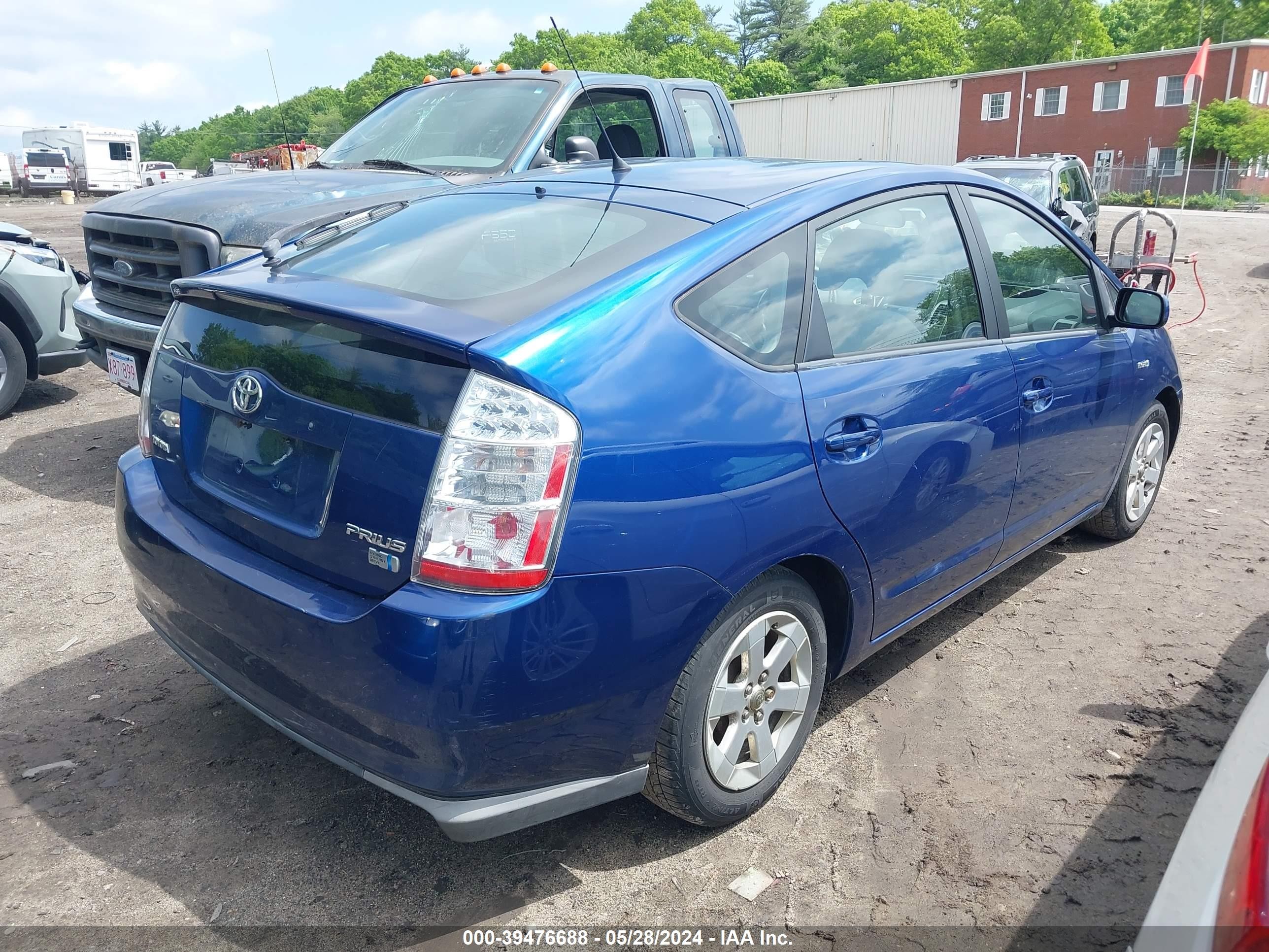 Photo 3 VIN: JTDKB20U887800310 - TOYOTA PRIUS 