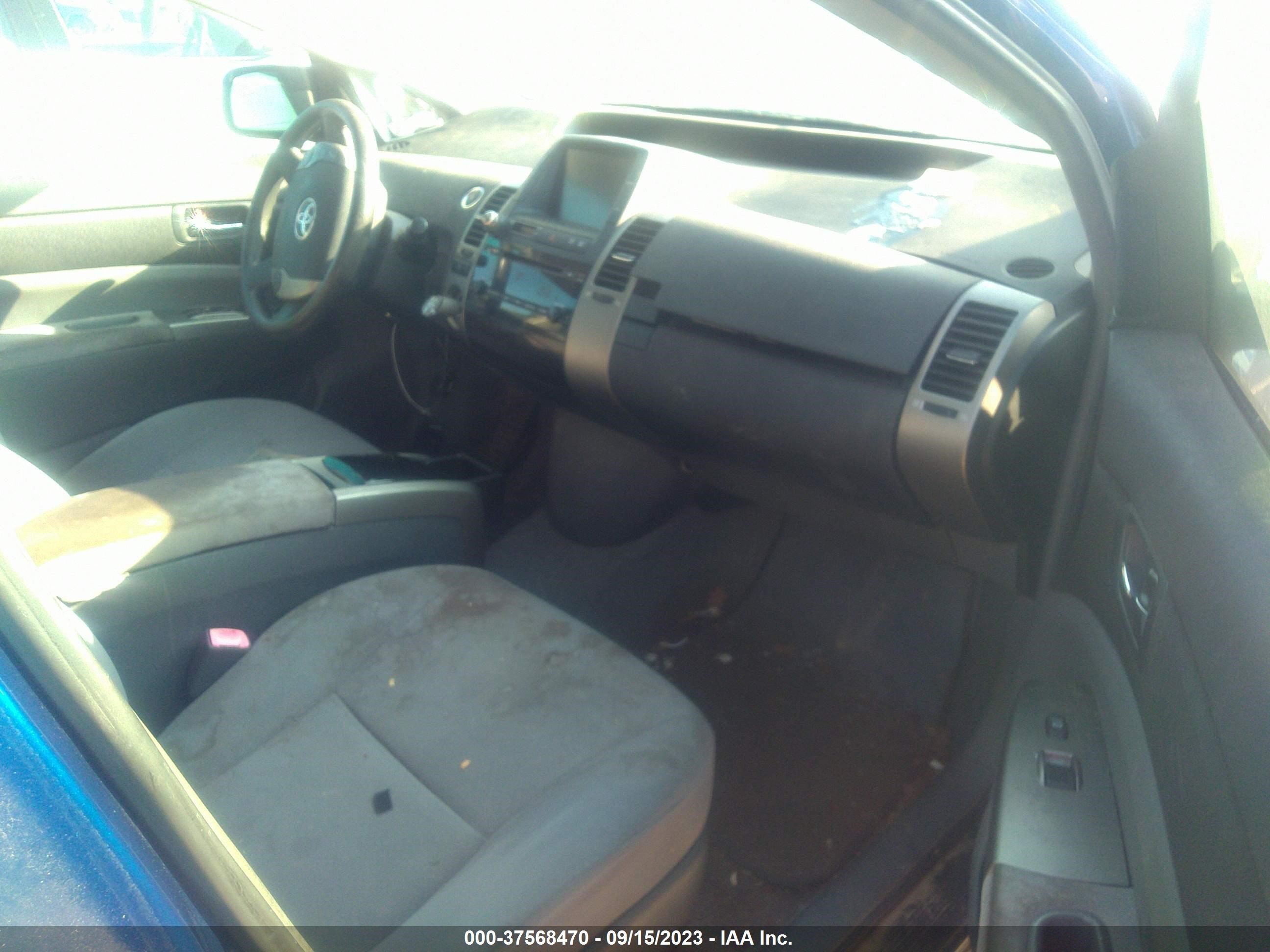 Photo 4 VIN: JTDKB20U887801666 - TOYOTA PRIUS 