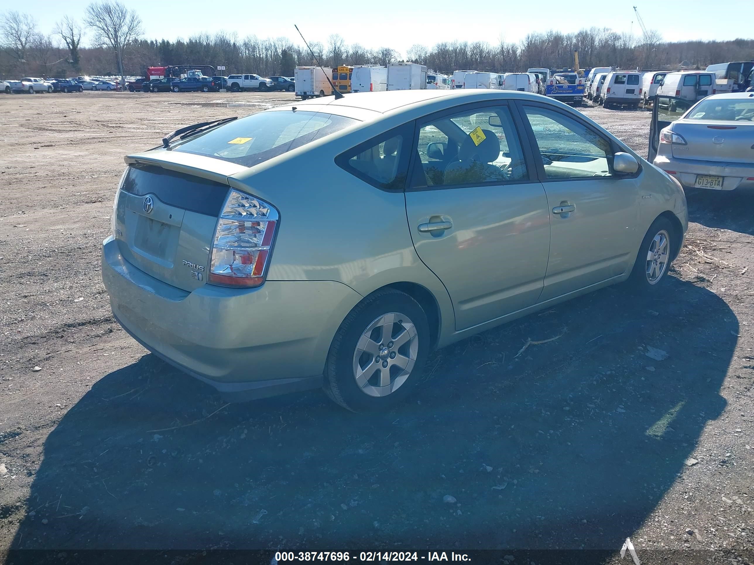 Photo 3 VIN: JTDKB20U893471391 - TOYOTA PRIUS 