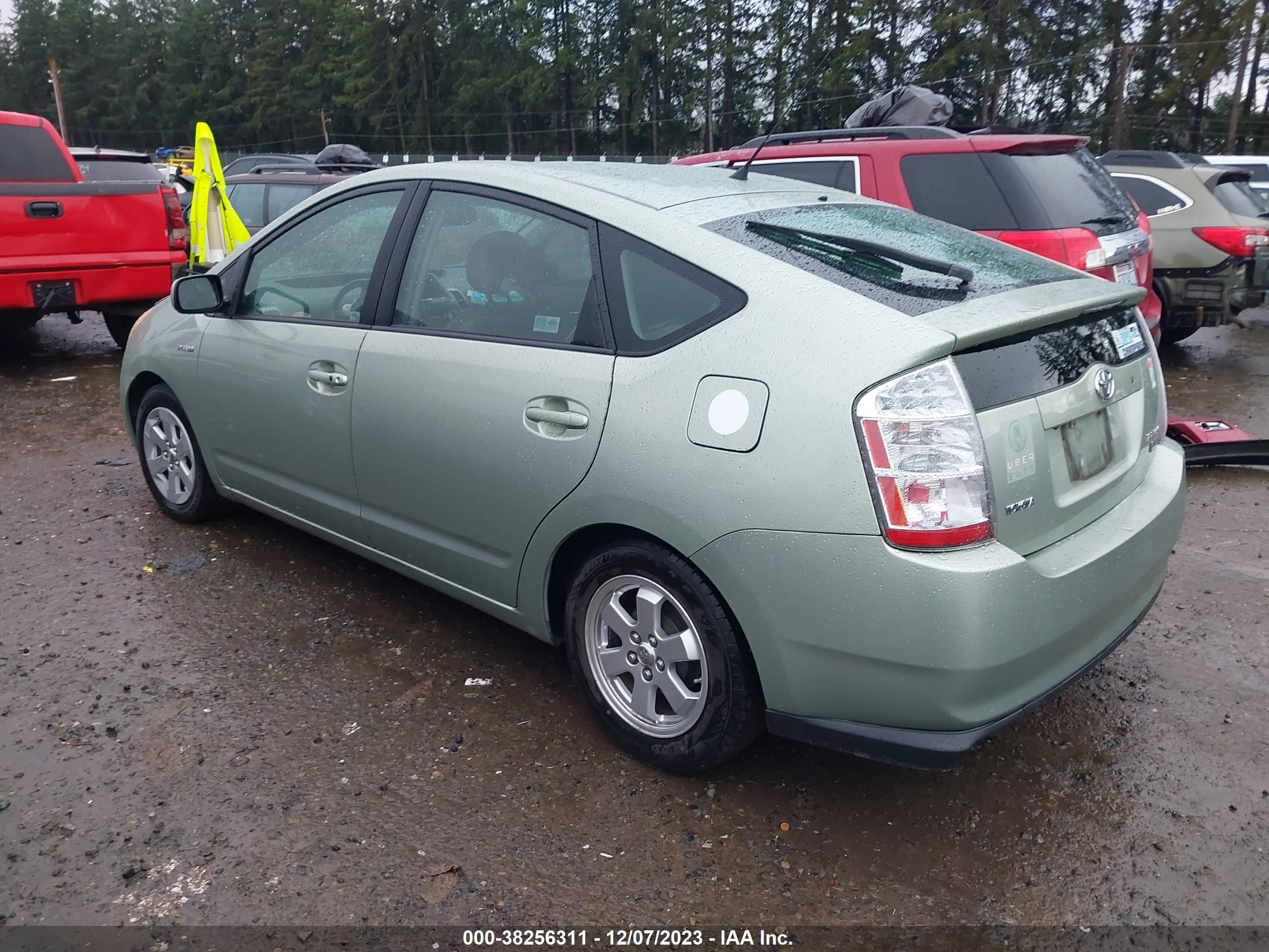 Photo 2 VIN: JTDKB20U893486490 - TOYOTA PRIUS 