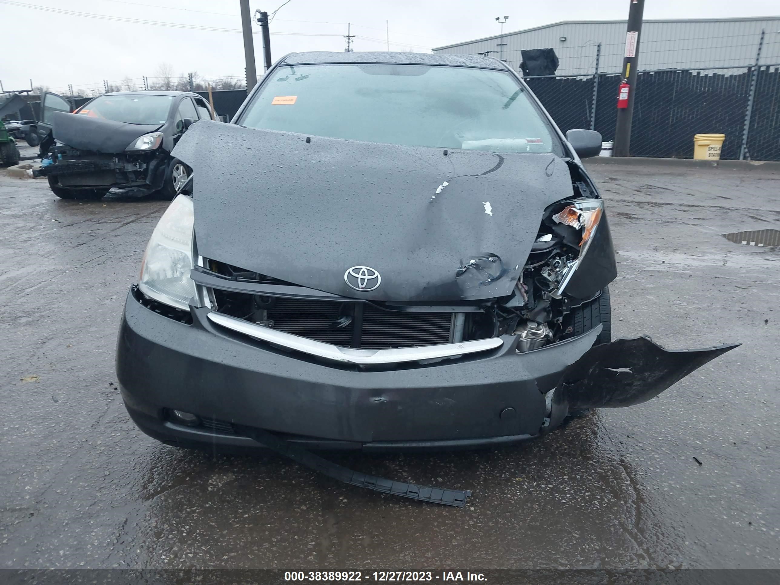 Photo 11 VIN: JTDKB20U893504857 - TOYOTA PRIUS 