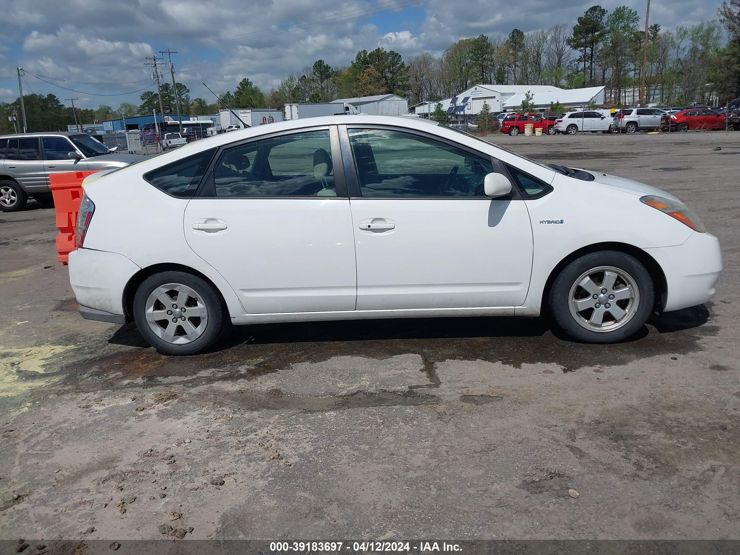 Photo 12 VIN: JTDKB20U893533792 - TOYOTA PRIUS 