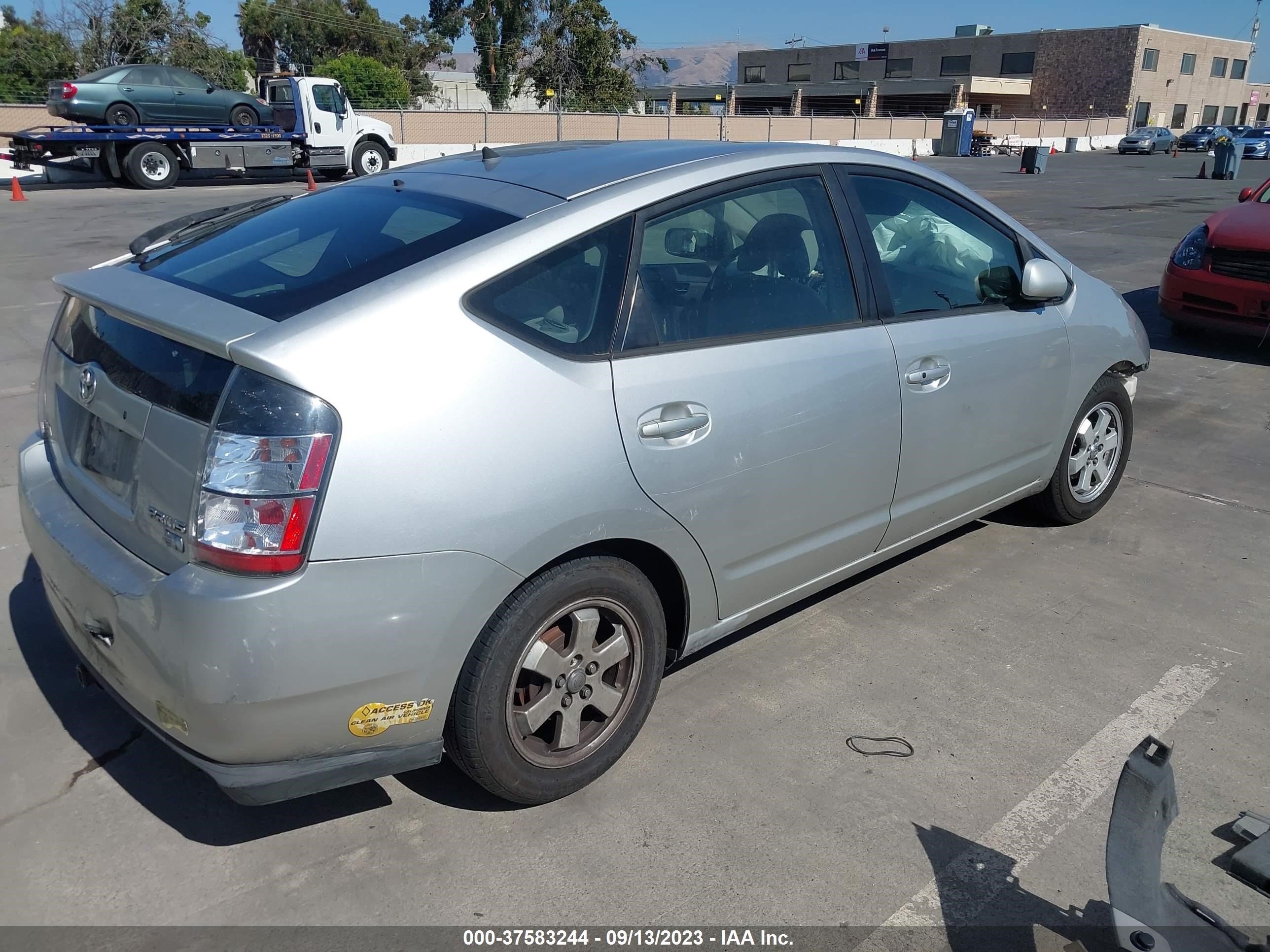 Photo 3 VIN: JTDKB20U940016107 - TOYOTA PRIUS 