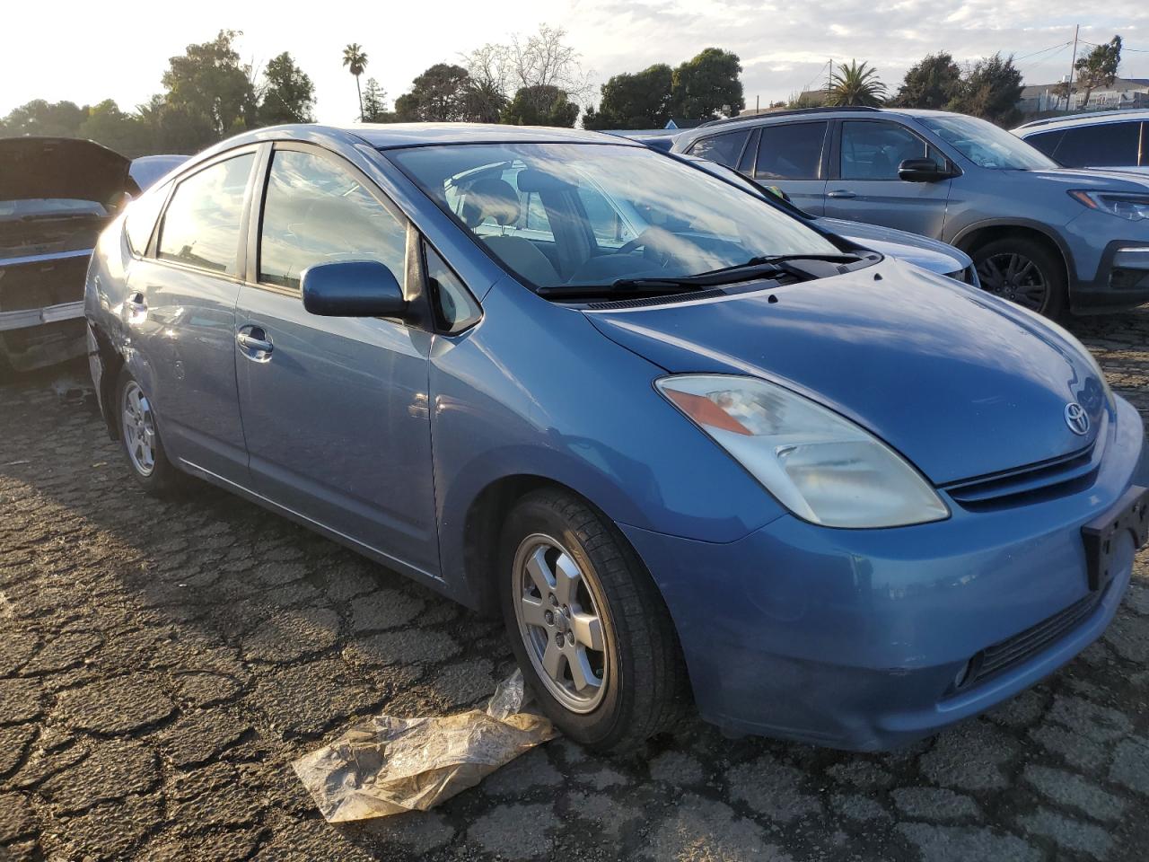 Photo 3 VIN: JTDKB20U953035661 - TOYOTA PRIUS 