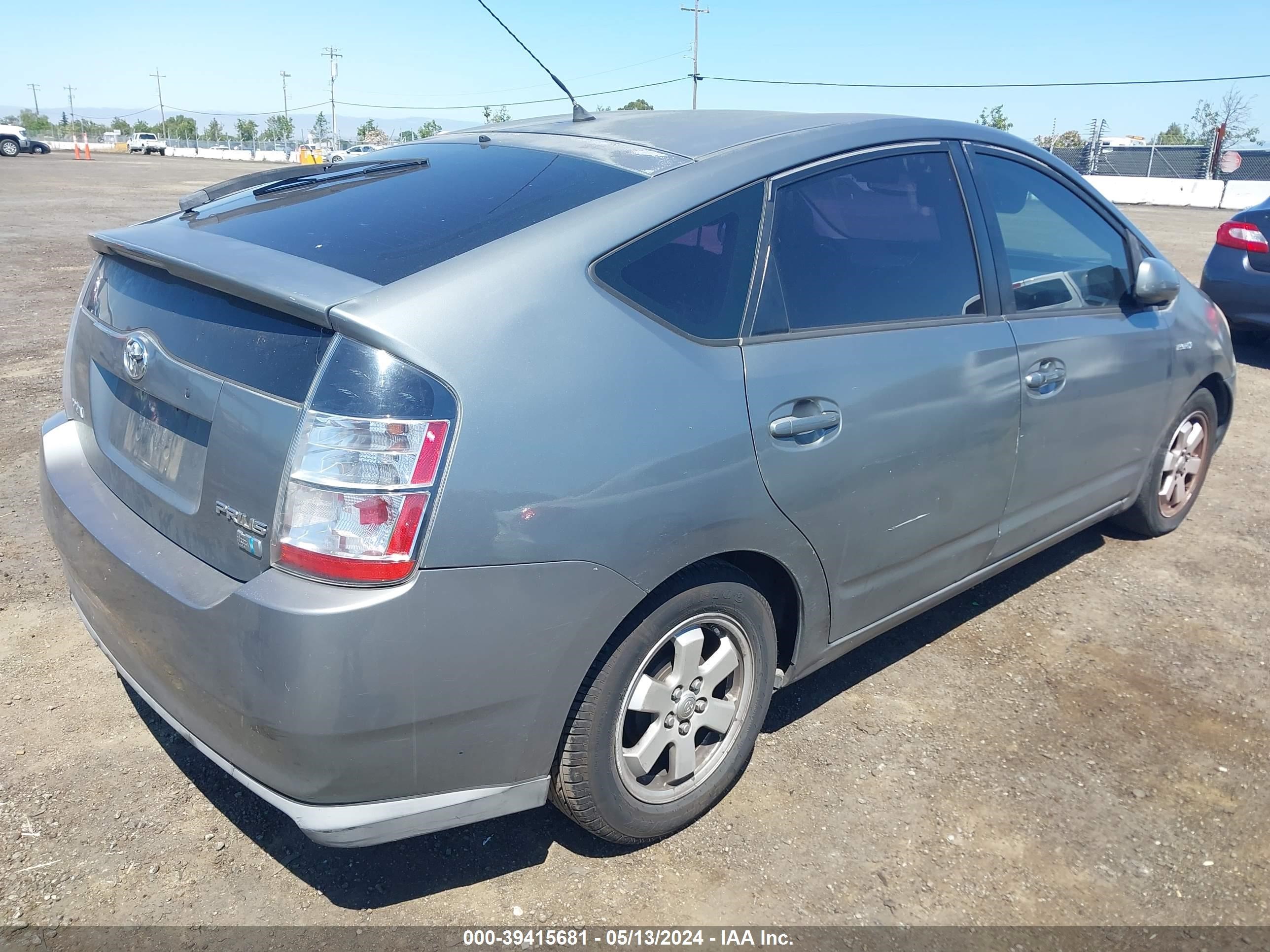 Photo 3 VIN: JTDKB20U953099148 - TOYOTA PRIUS 