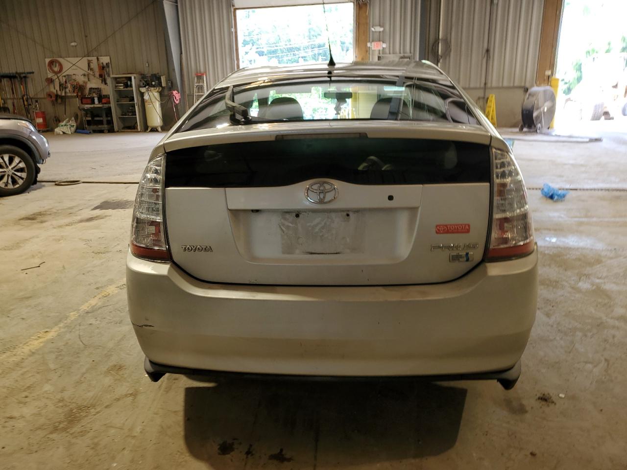 Photo 5 VIN: JTDKB20U977091059 - TOYOTA PRIUS 