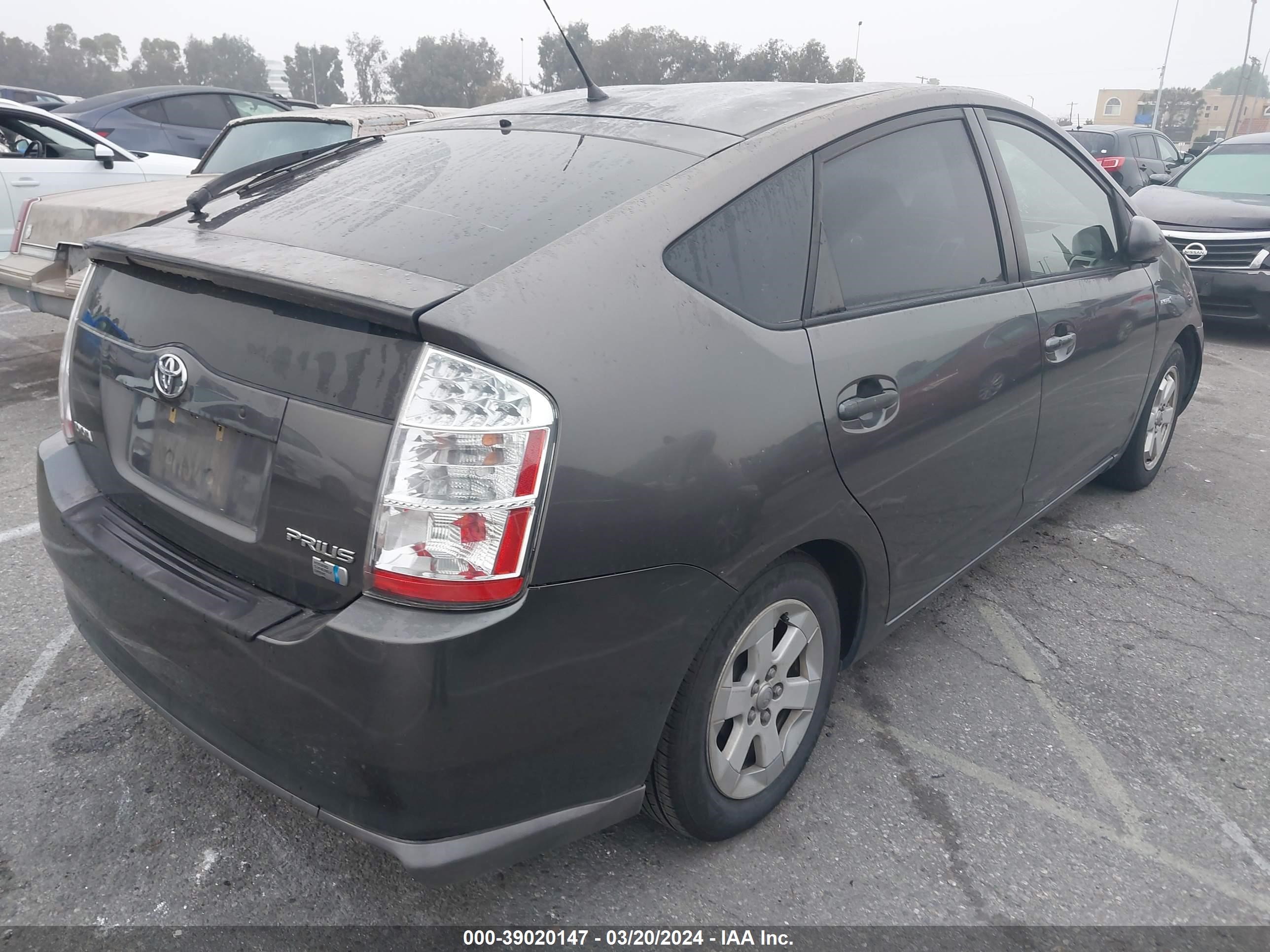 Photo 3 VIN: JTDKB20U983306867 - TOYOTA PRIUS 