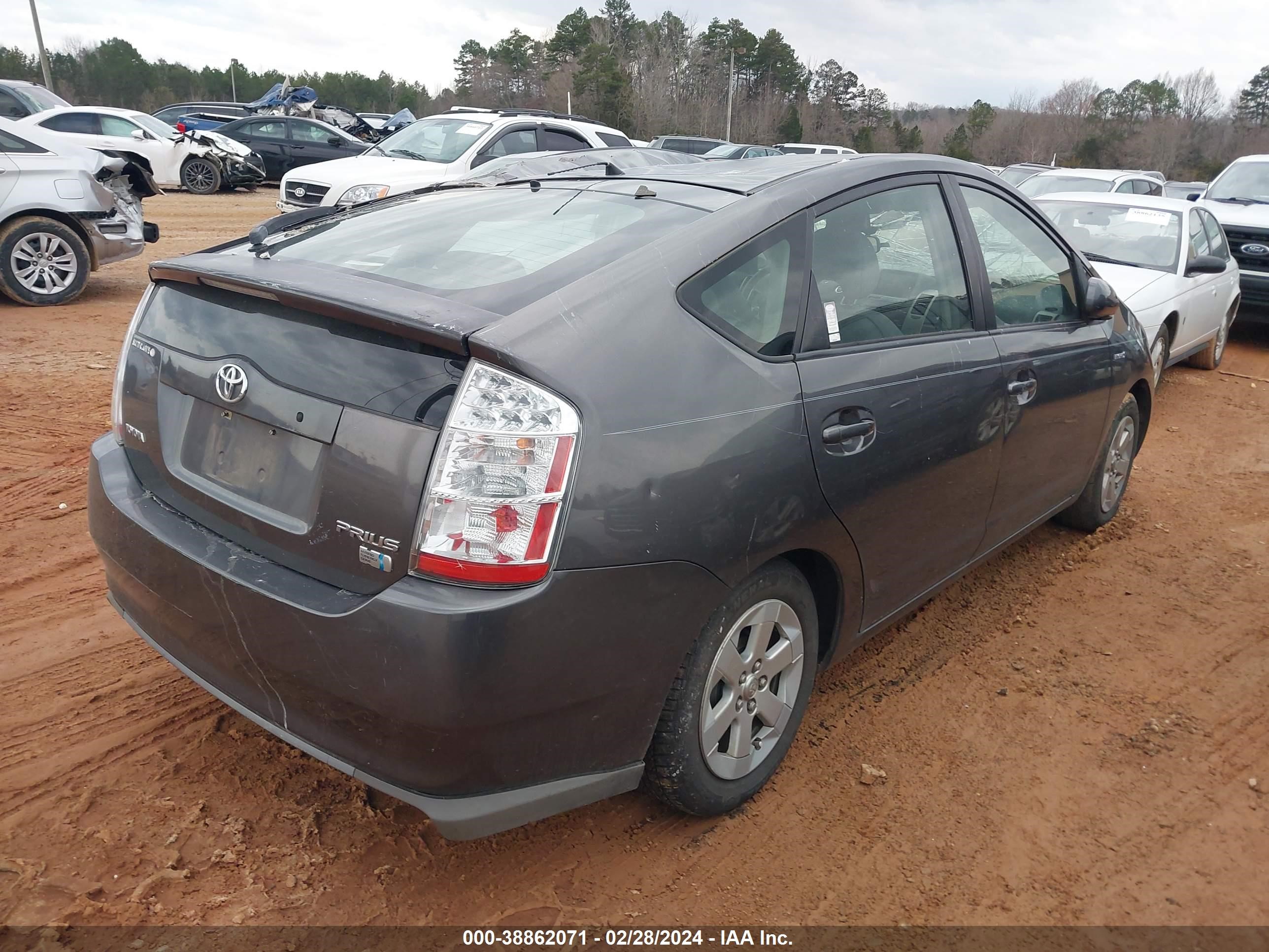 Photo 3 VIN: JTDKB20U983377504 - TOYOTA PRIUS 