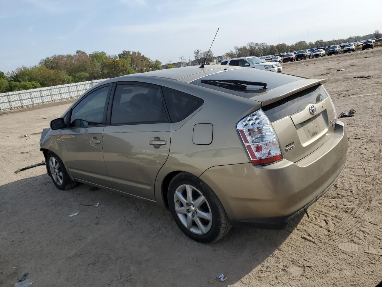 Photo 1 VIN: JTDKB20U983378233 - TOYOTA PRIUS 