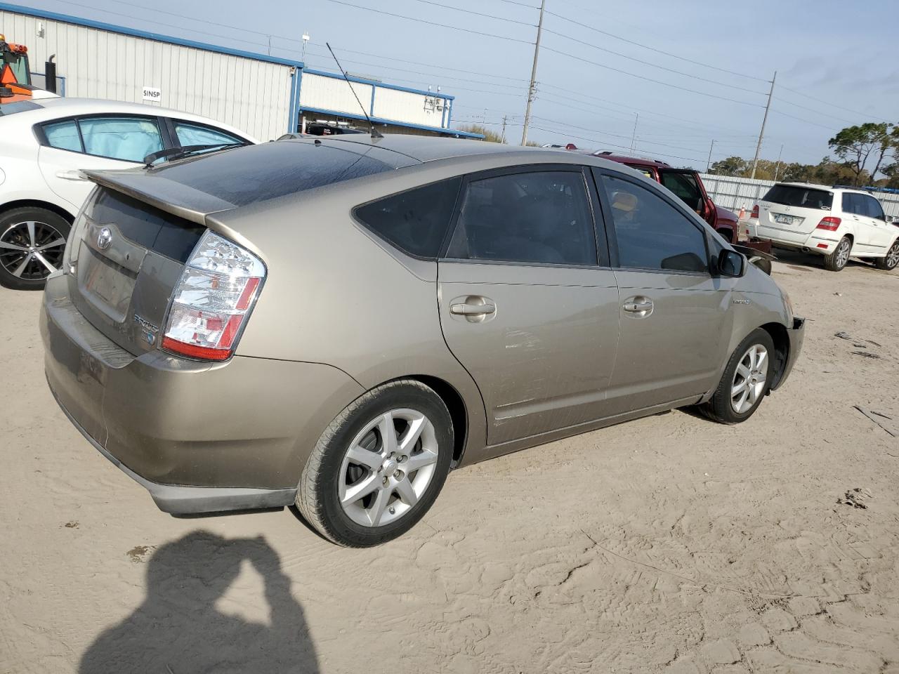 Photo 2 VIN: JTDKB20U983378233 - TOYOTA PRIUS 