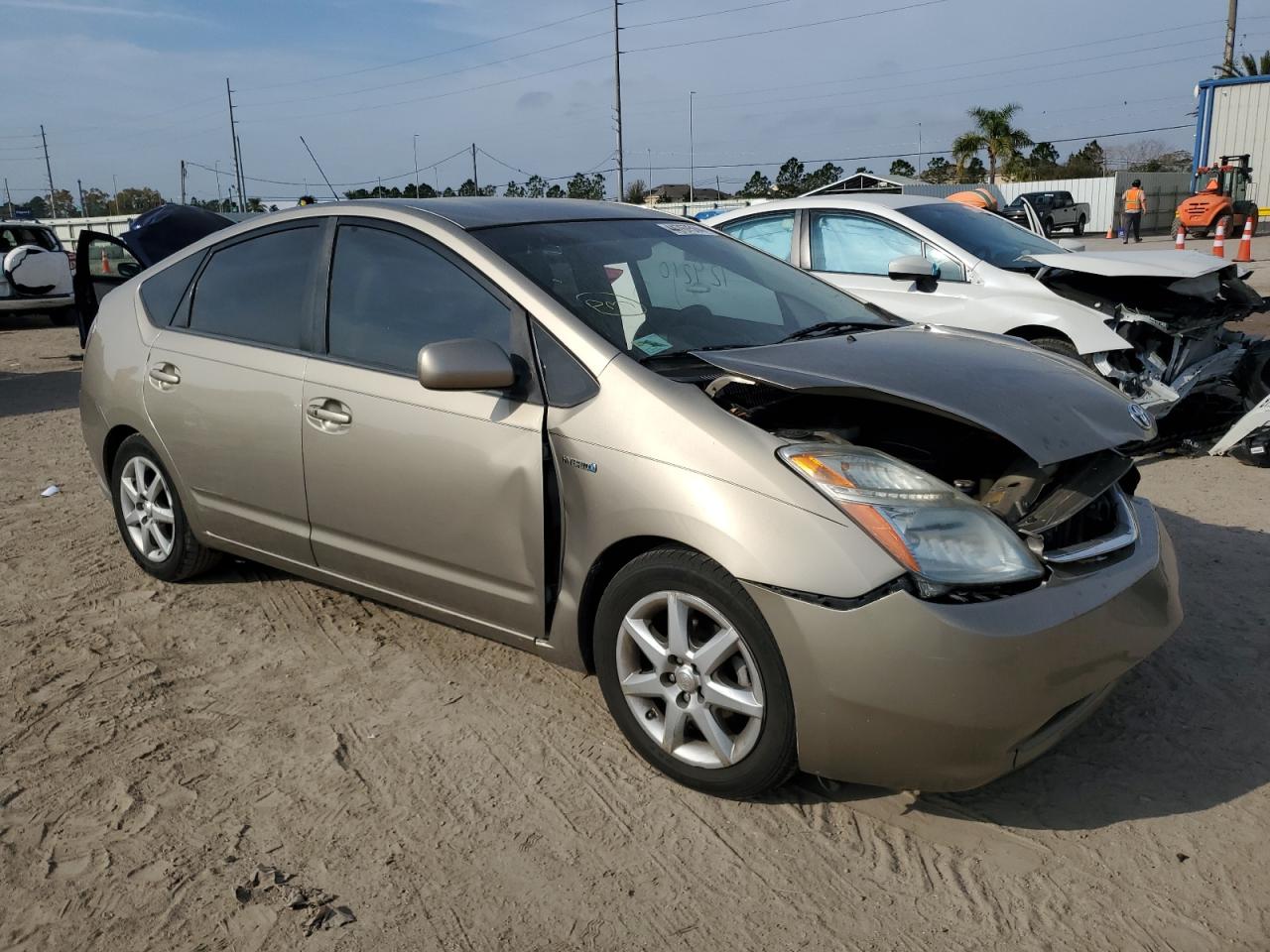 Photo 3 VIN: JTDKB20U983378233 - TOYOTA PRIUS 