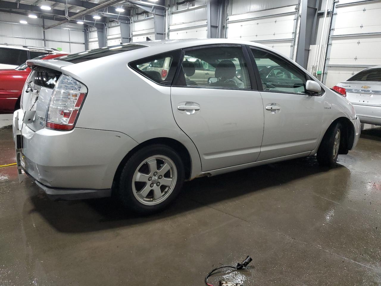 Photo 2 VIN: JTDKB20U987800431 - TOYOTA PRIUS 