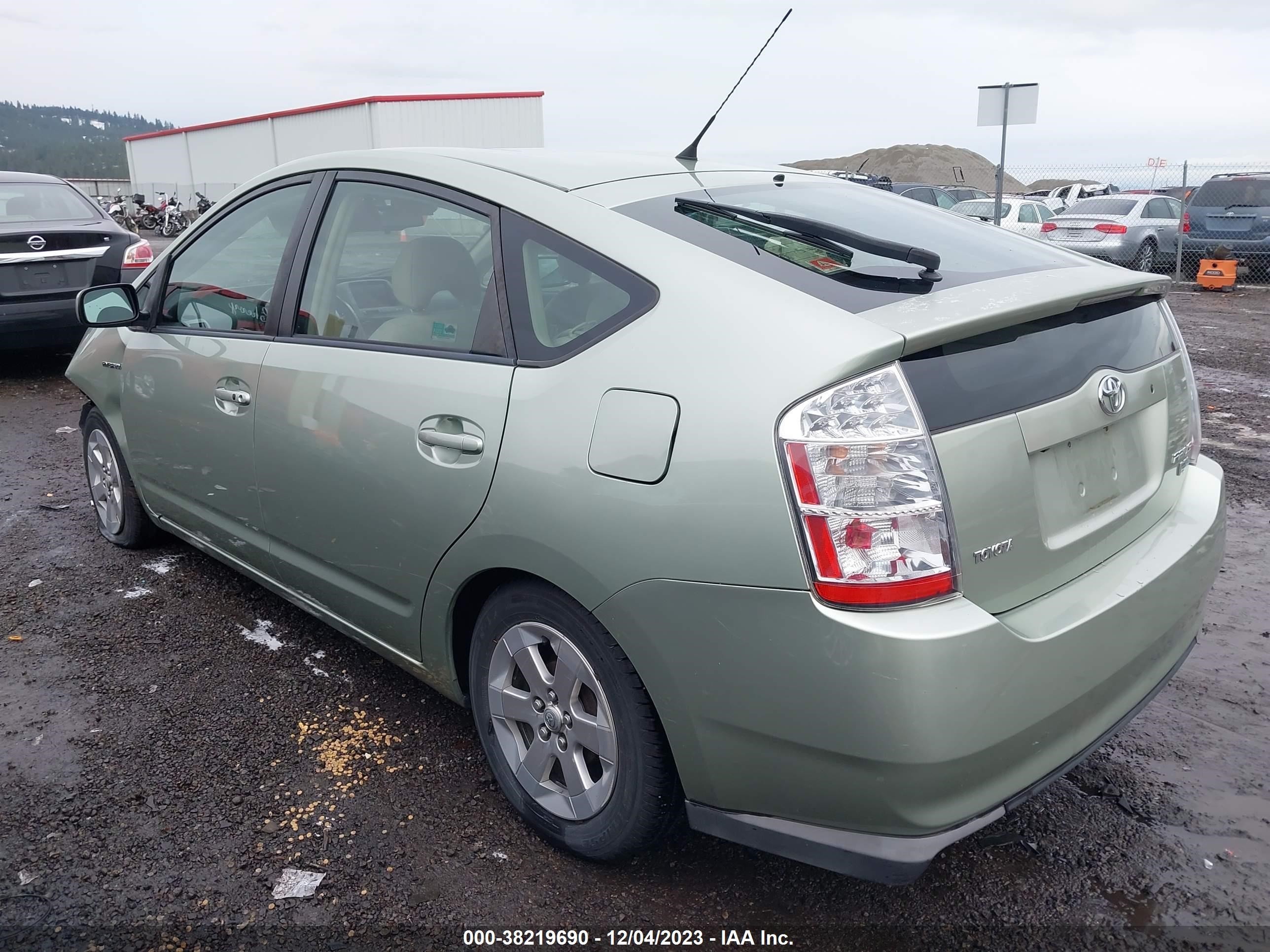 Photo 2 VIN: JTDKB20U993497157 - TOYOTA PRIUS 