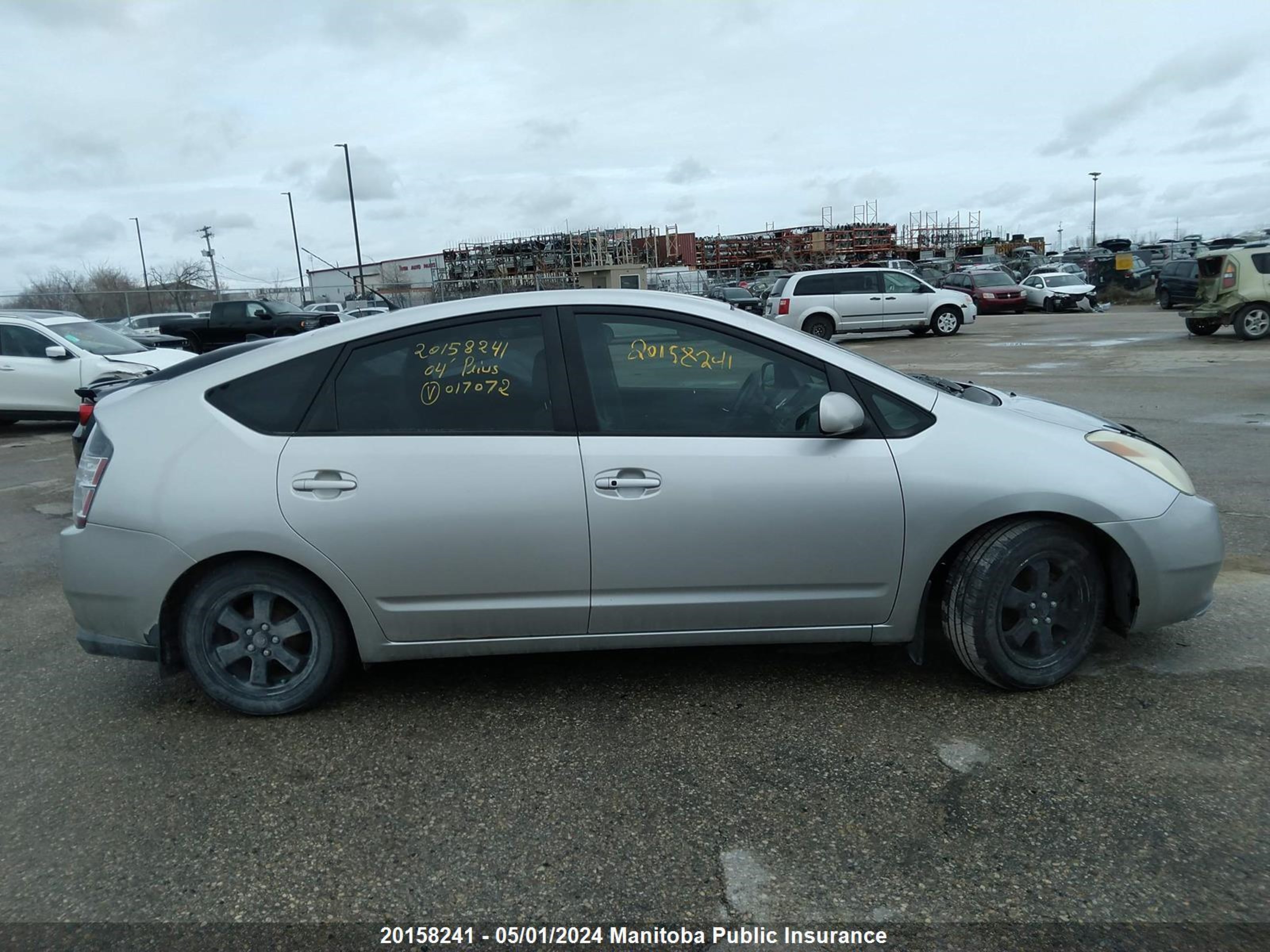 Photo 12 VIN: JTDKB20UX40017072 - TOYOTA PRIUS 