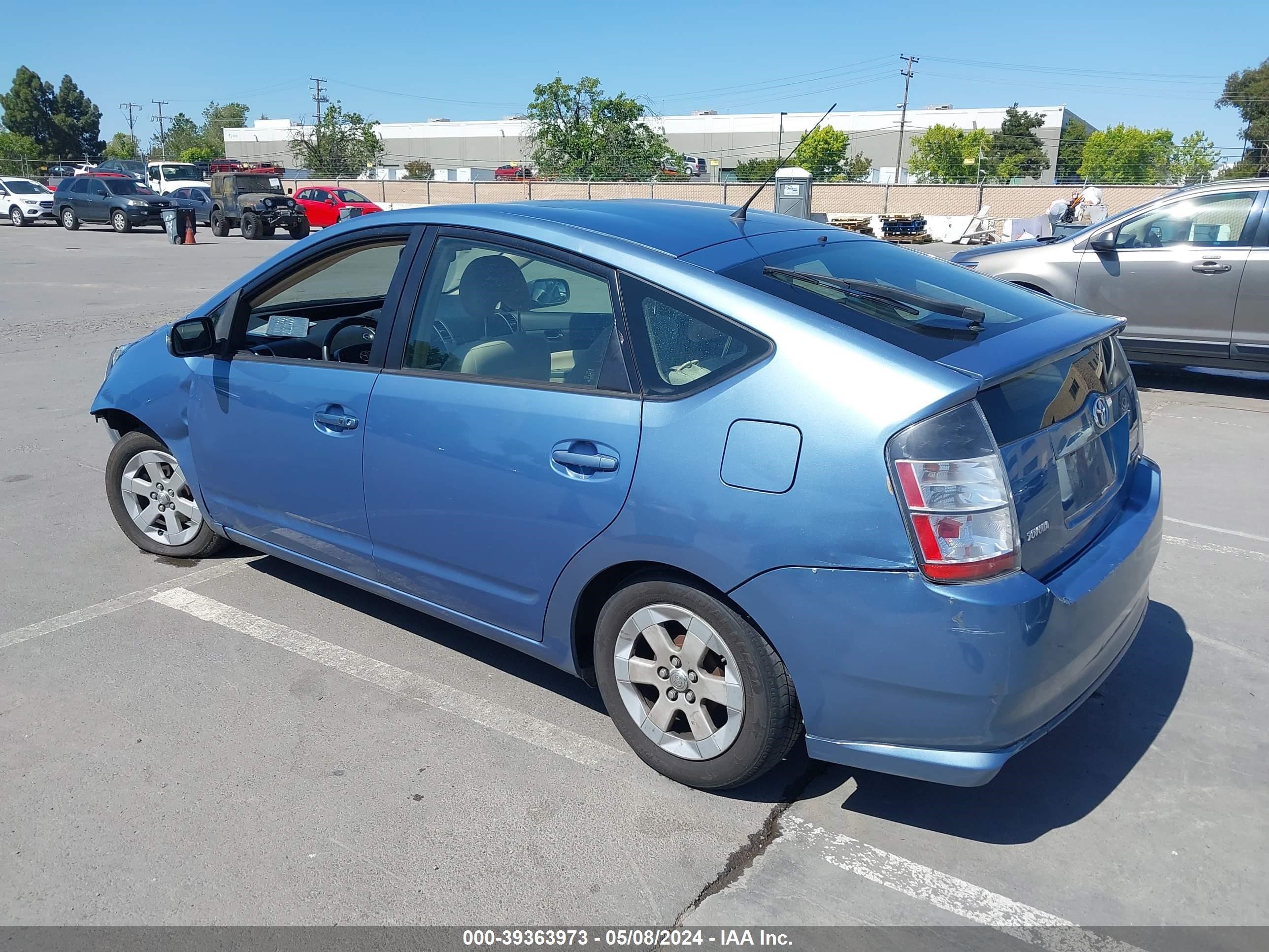 Photo 2 VIN: JTDKB20UX40058897 - TOYOTA PRIUS 