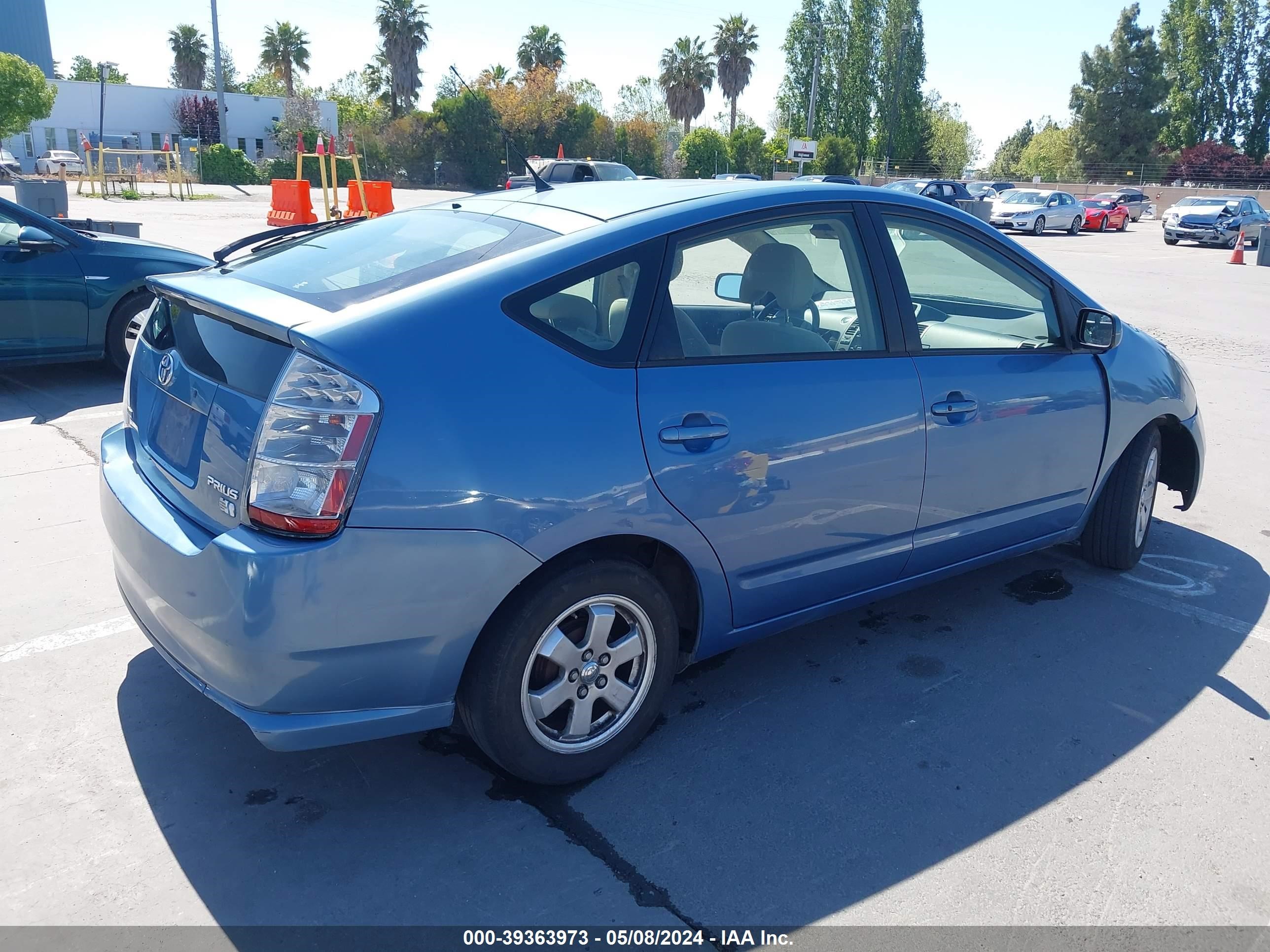 Photo 3 VIN: JTDKB20UX40058897 - TOYOTA PRIUS 