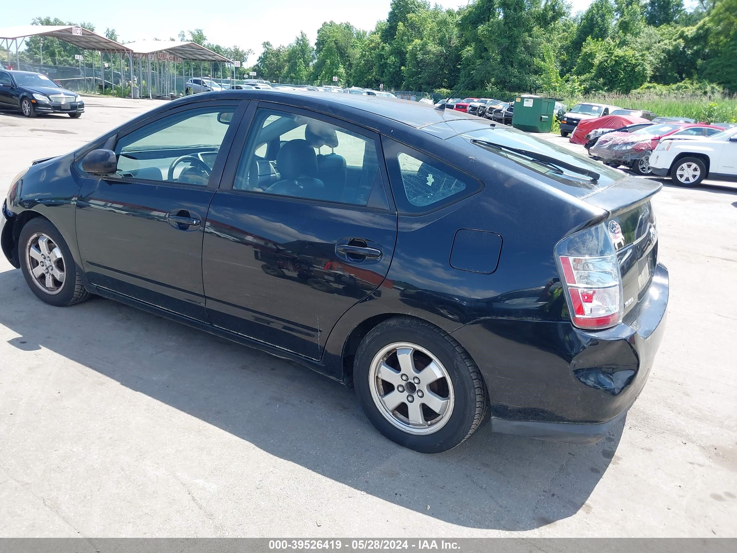 Photo 2 VIN: JTDKB20UX50128321 - TOYOTA PRIUS 