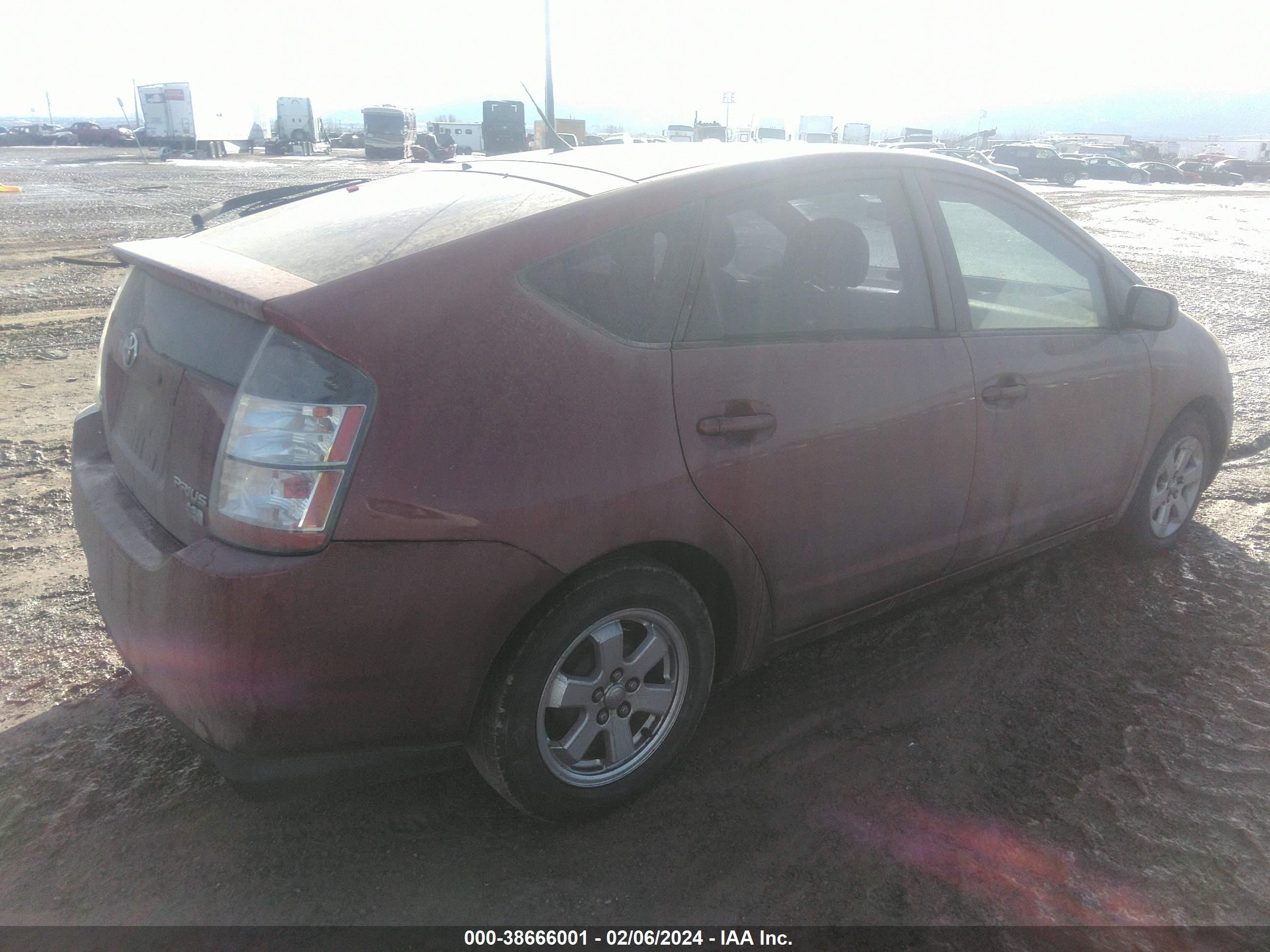 Photo 3 VIN: JTDKB20UX57046323 - TOYOTA PRIUS 