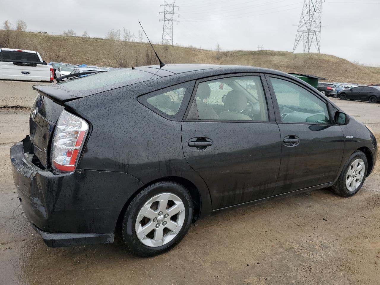 Photo 2 VIN: JTDKB20UX63136807 - TOYOTA PRIUS 