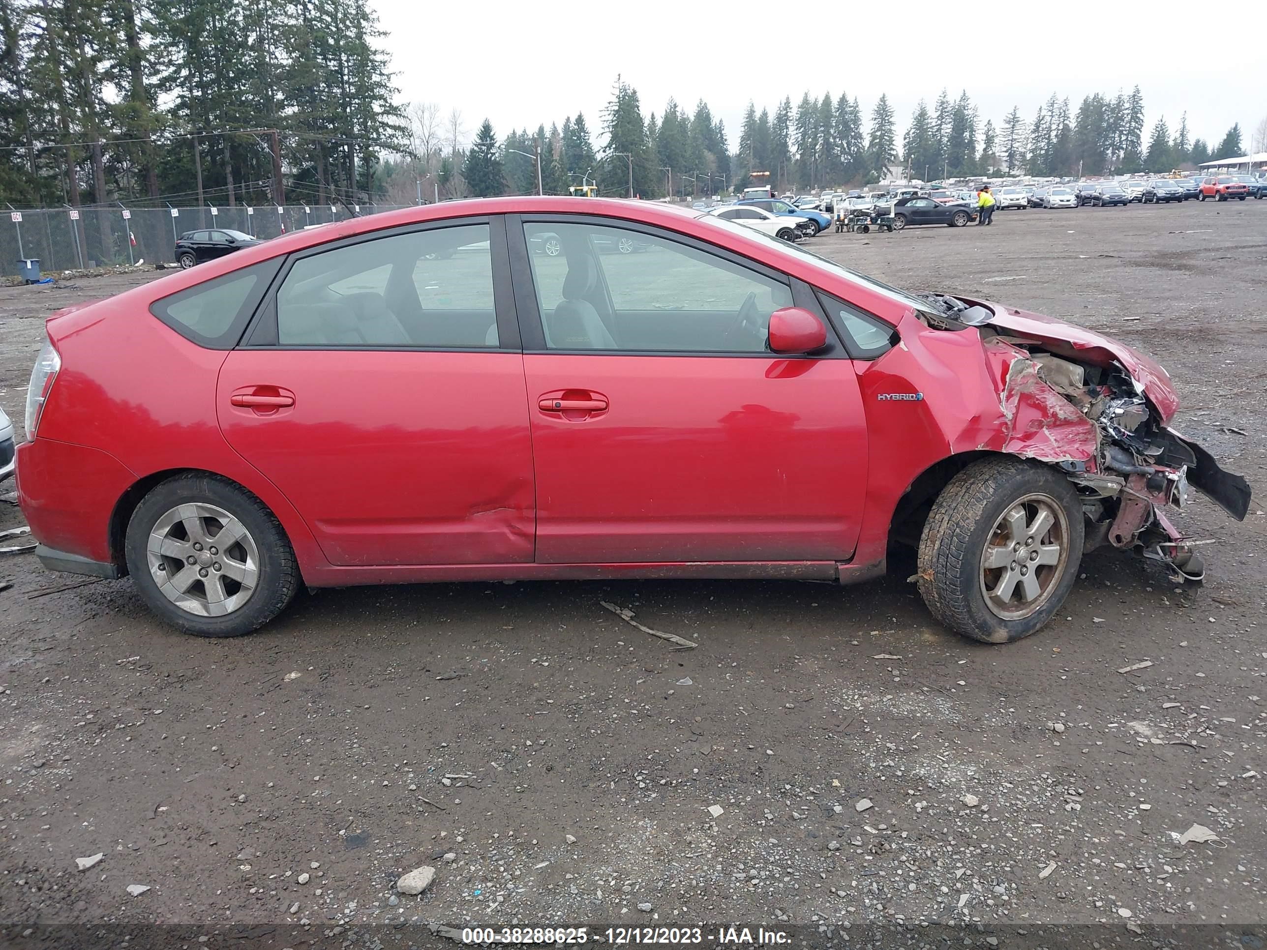 Photo 12 VIN: JTDKB20UX67080120 - TOYOTA PRIUS 