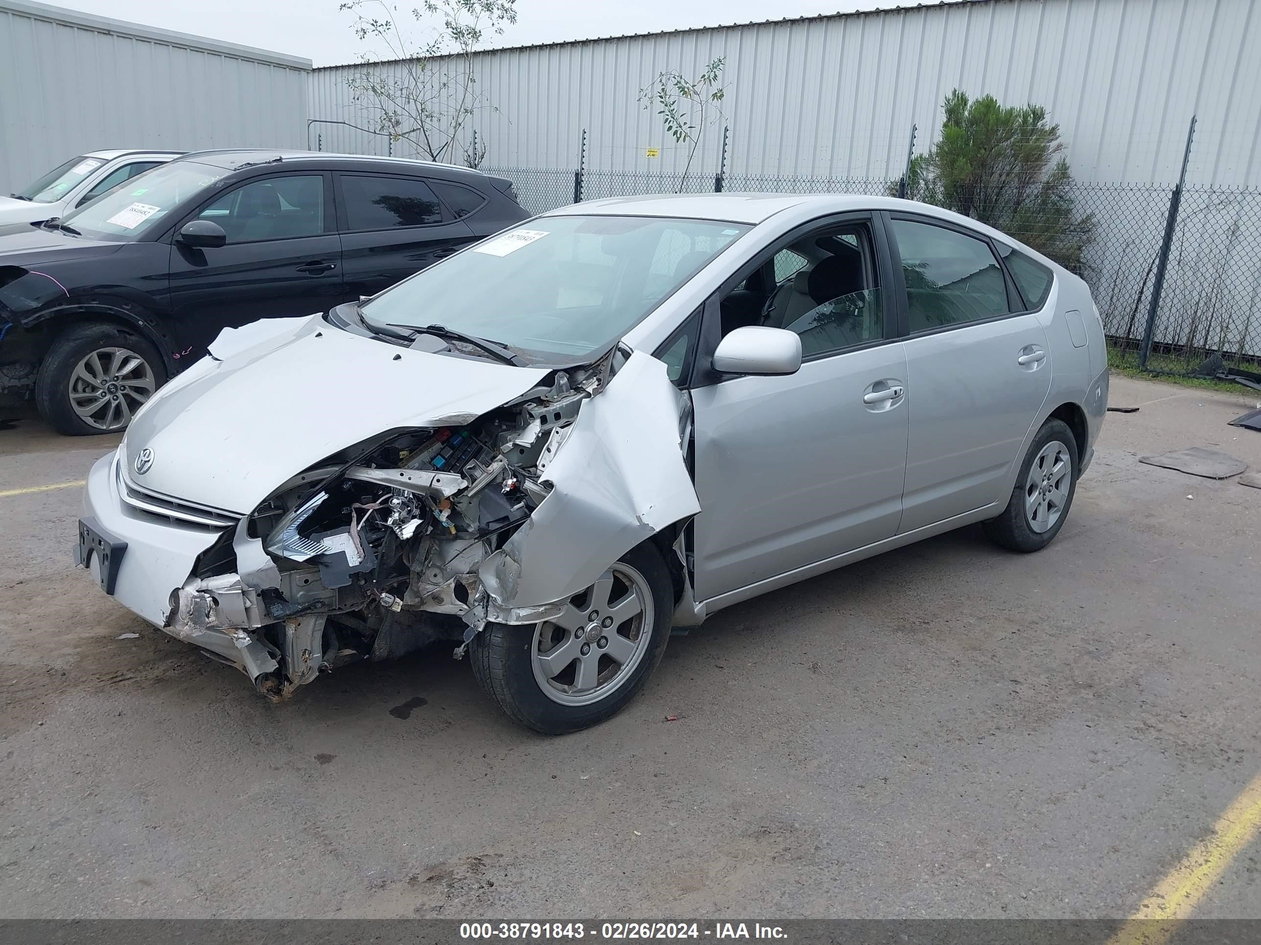 Photo 1 VIN: JTDKB20UX77549207 - TOYOTA PRIUS 