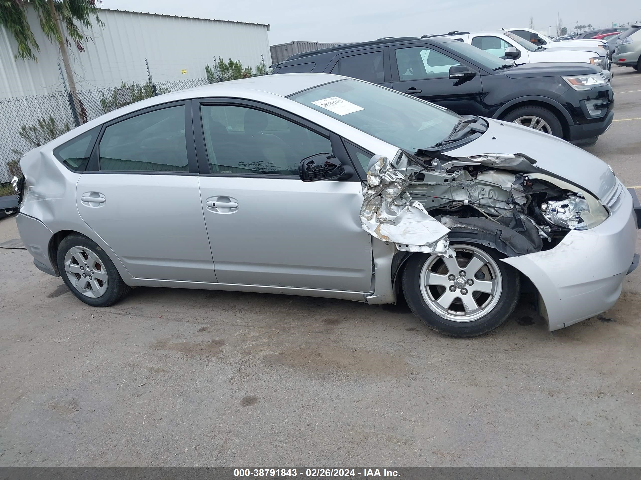 Photo 12 VIN: JTDKB20UX77549207 - TOYOTA PRIUS 