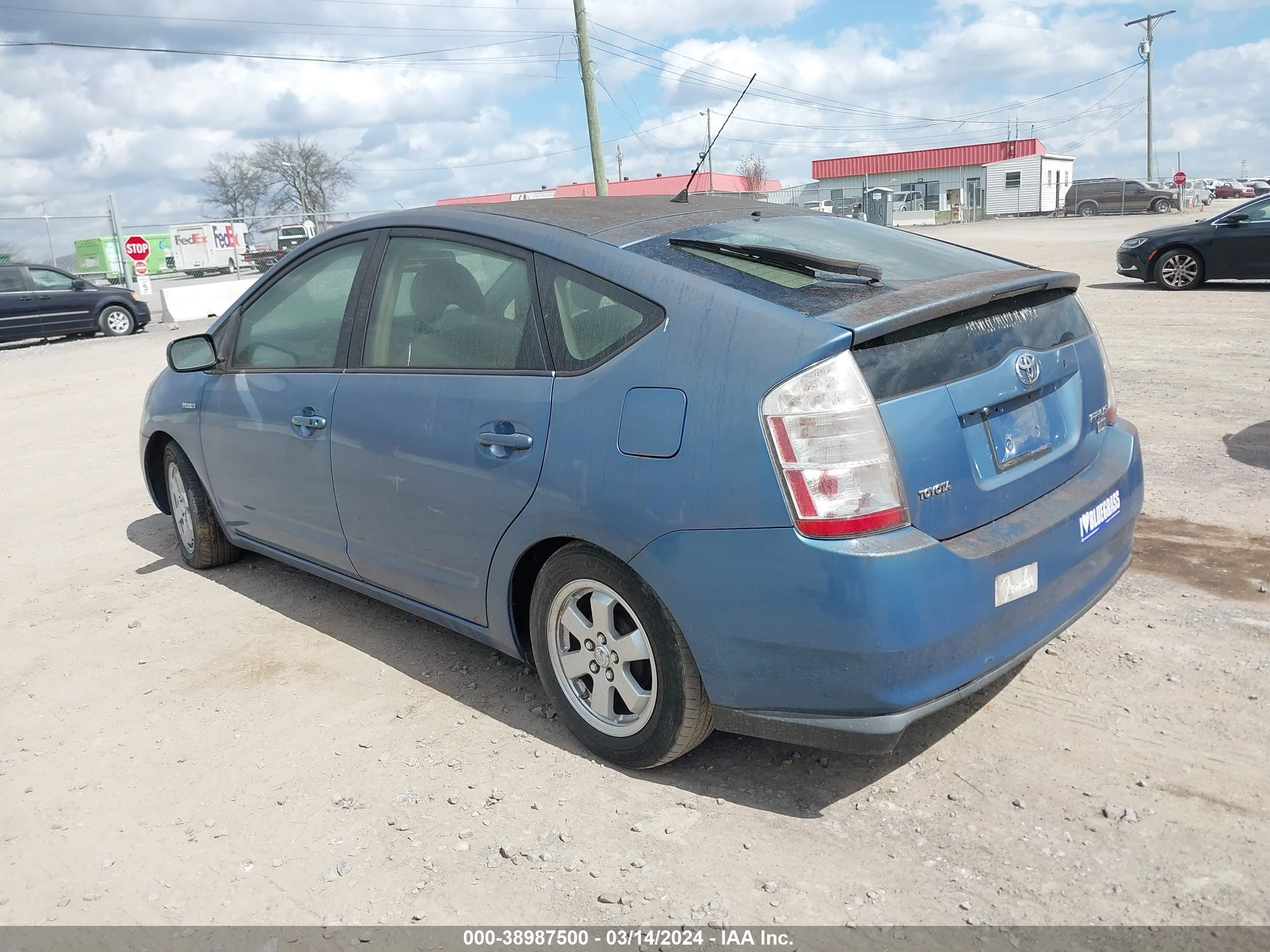 Photo 2 VIN: JTDKB20UX77566556 - TOYOTA PRIUS 