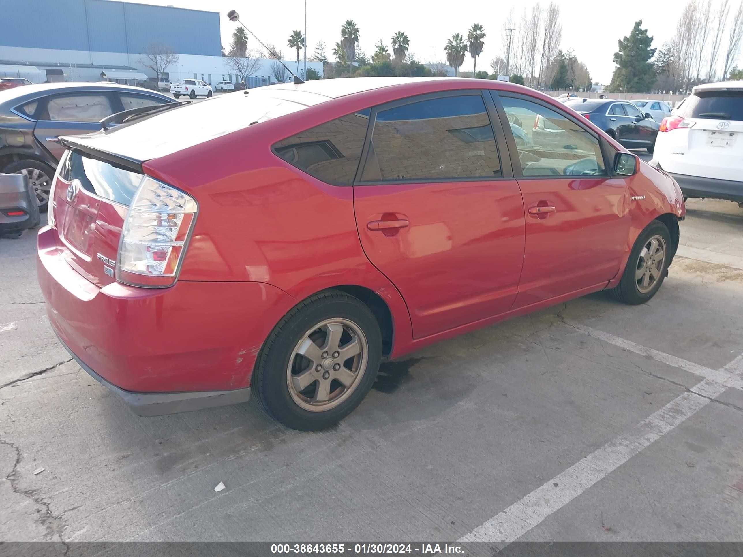 Photo 3 VIN: JTDKB20UX77677446 - TOYOTA PRIUS 