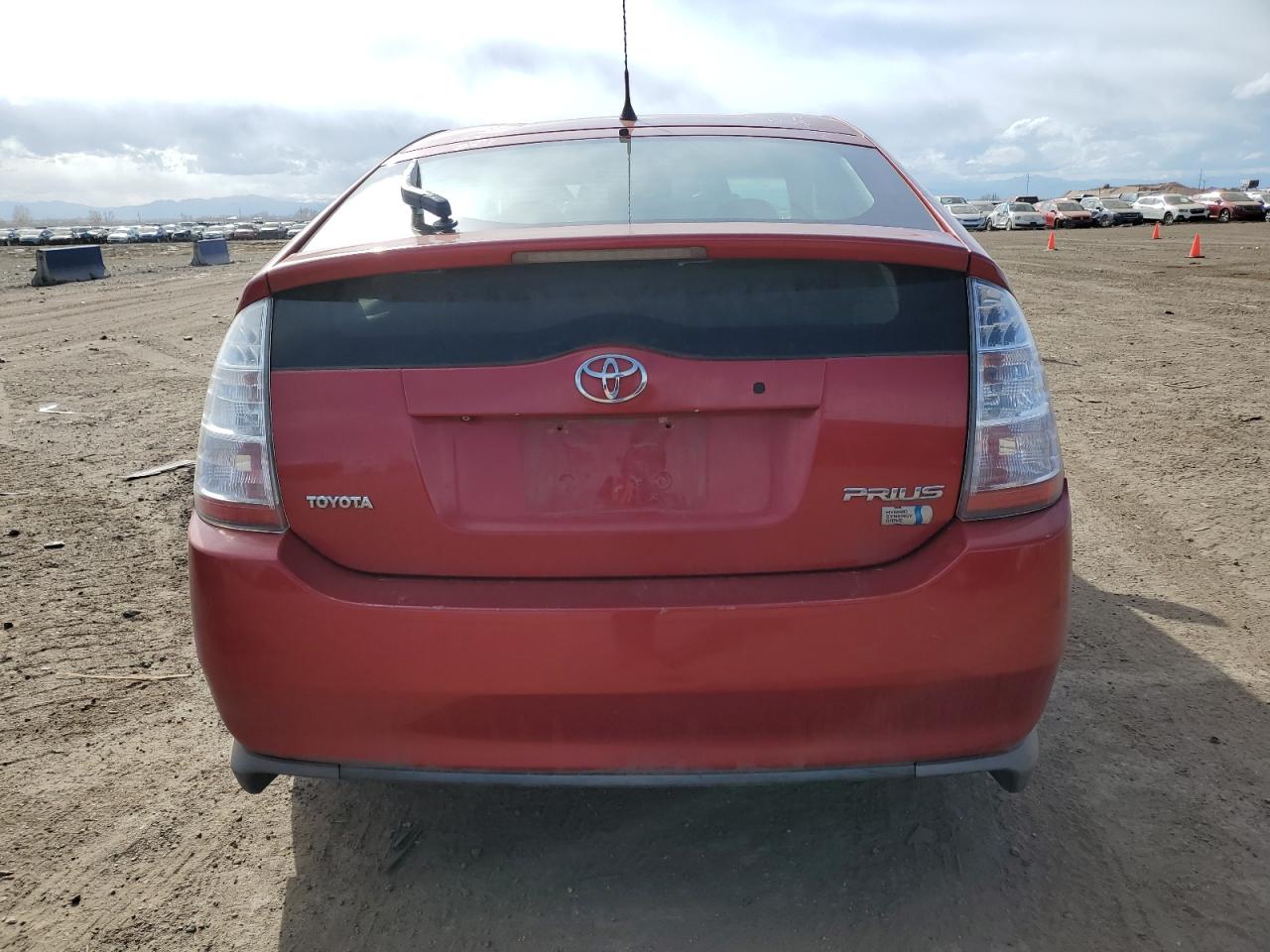 Photo 5 VIN: JTDKB20UX83332586 - TOYOTA PRIUS 