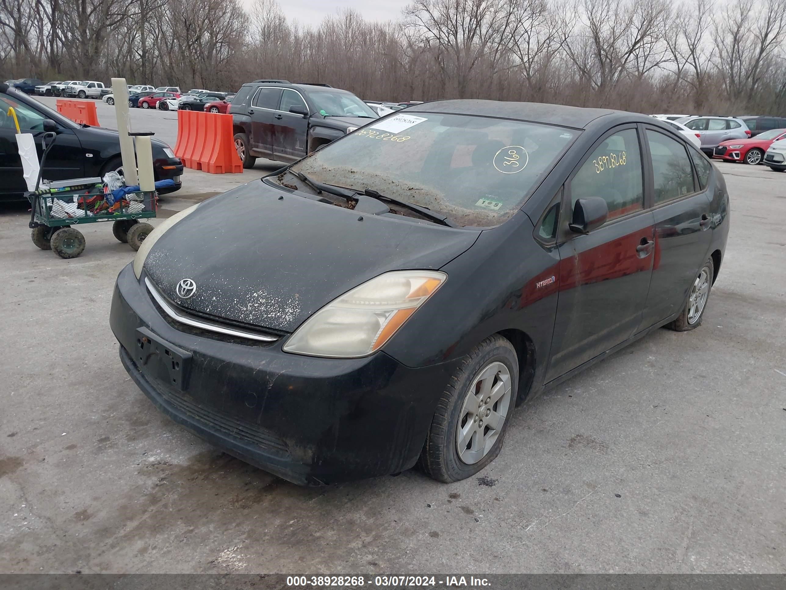 Photo 1 VIN: JTDKB20UX83359822 - TOYOTA PRIUS 