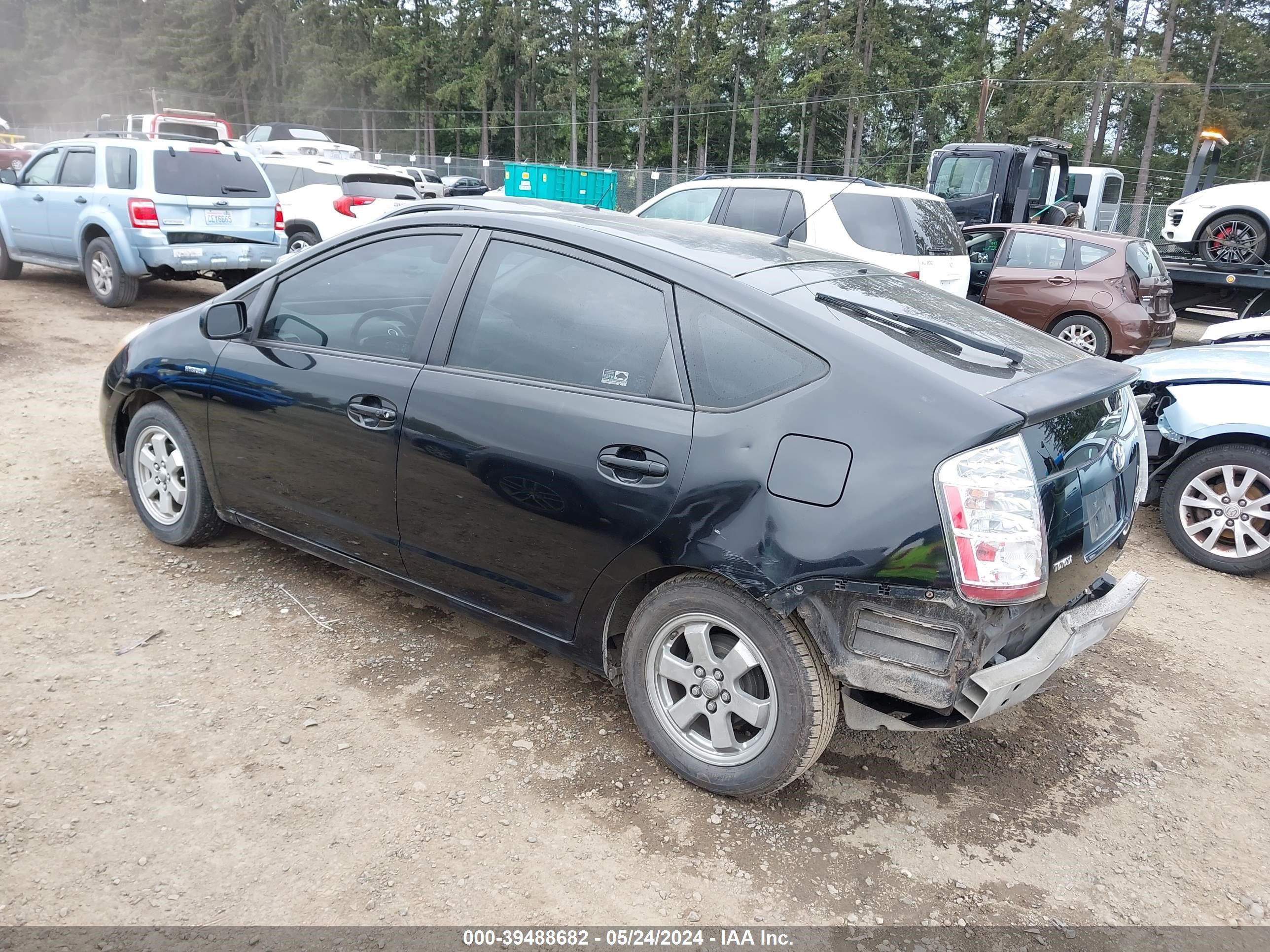 Photo 2 VIN: JTDKB20UX83420716 - TOYOTA PRIUS 