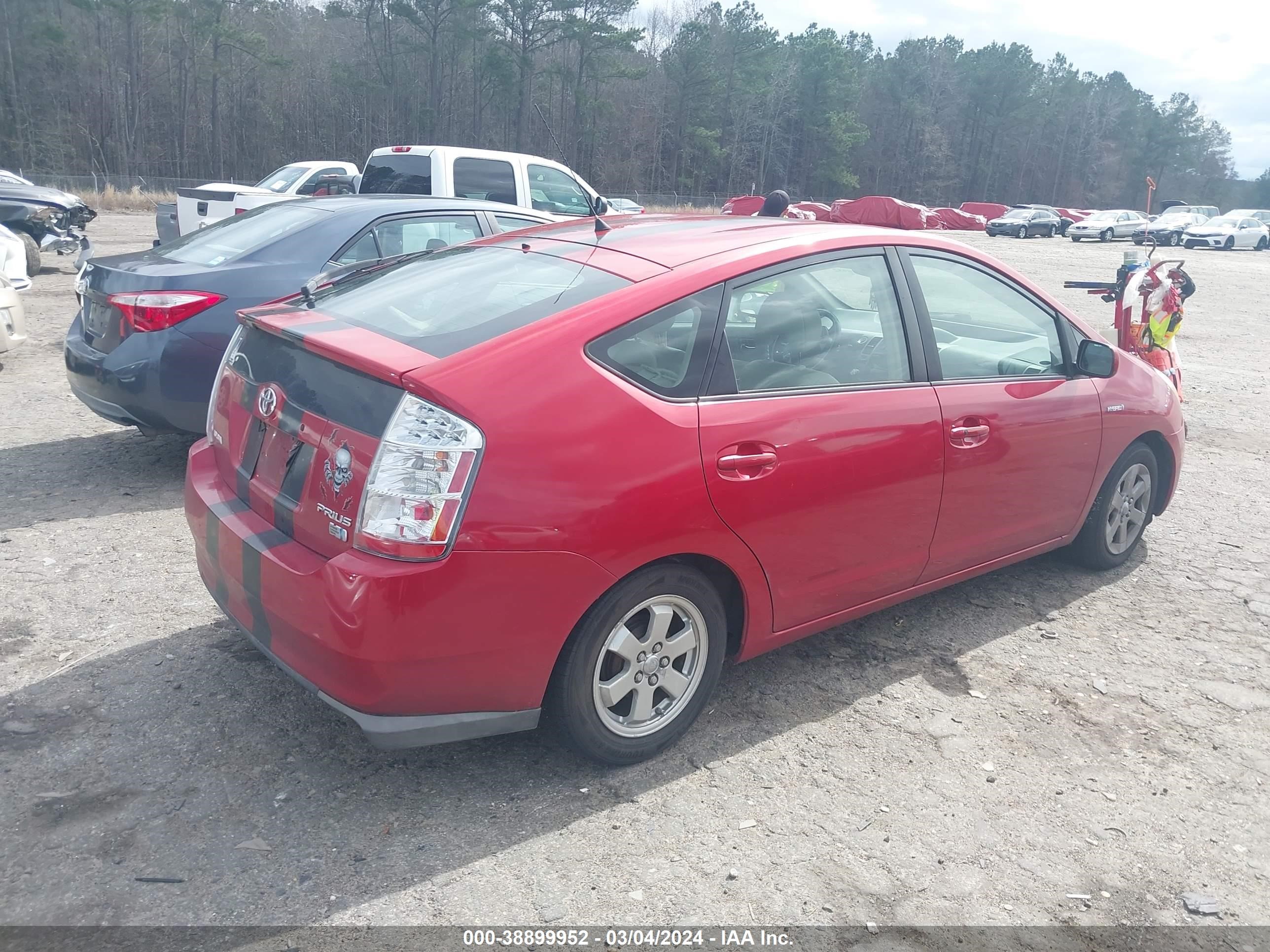 Photo 3 VIN: JTDKB20UX83437516 - TOYOTA PRIUS 