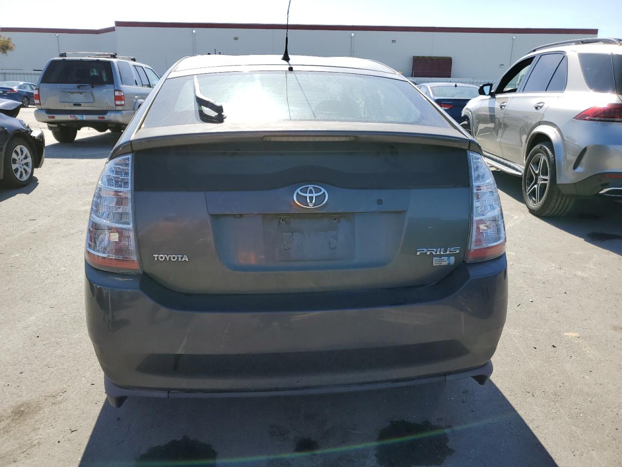 Photo 5 VIN: JTDKB20UX83440769 - TOYOTA PRIUS 