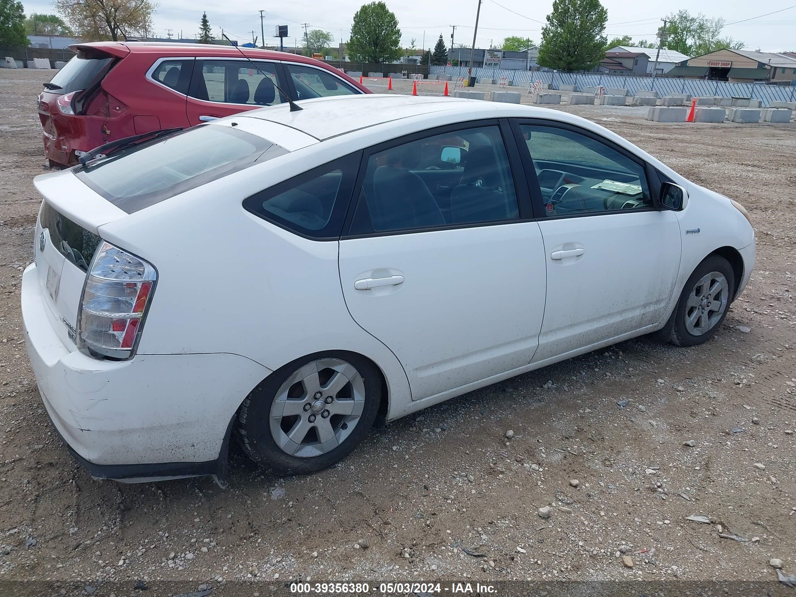 Photo 3 VIN: JTDKB22U063148039 - TOYOTA PRIUS 