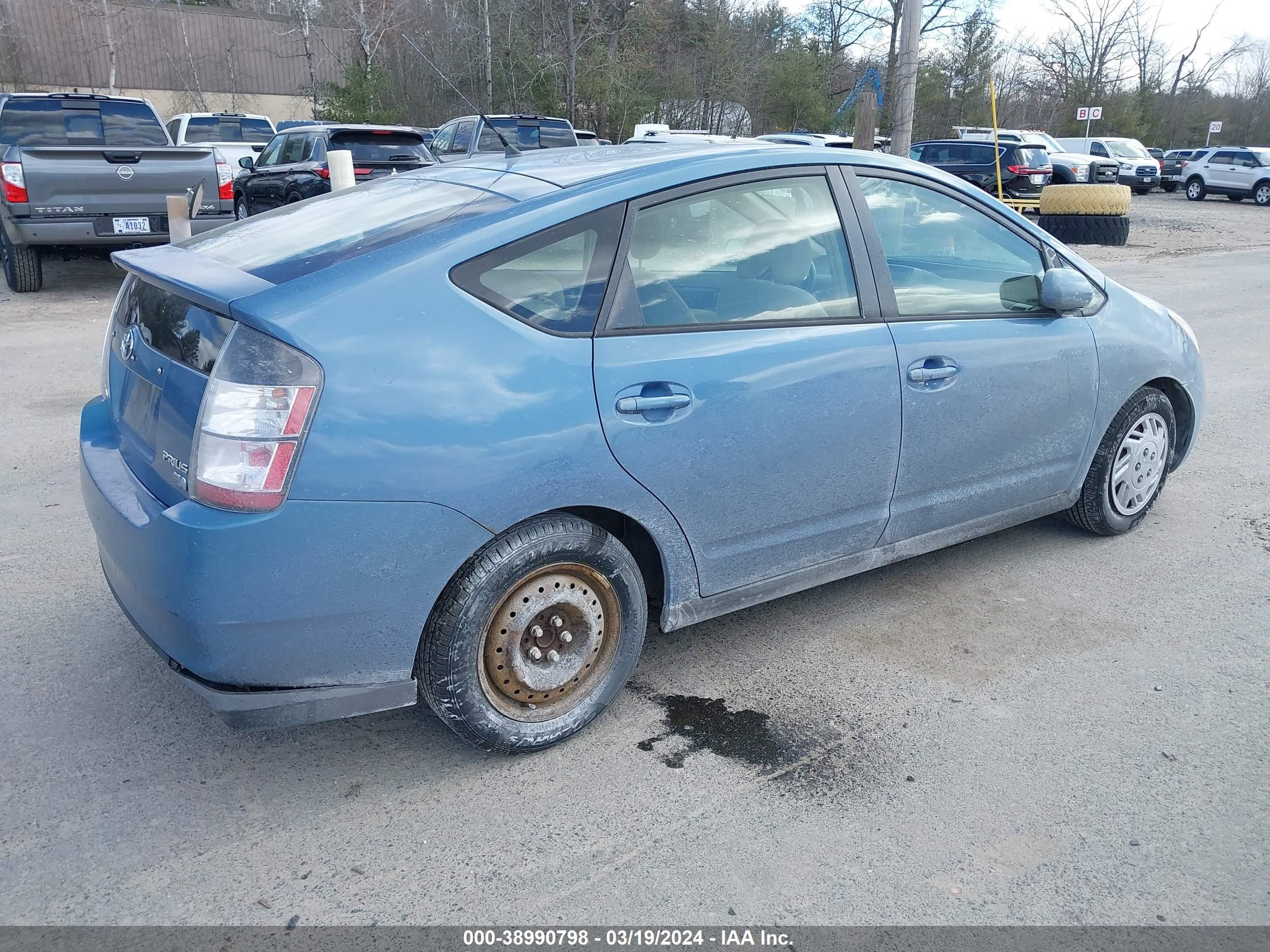 Photo 3 VIN: JTDKB22U440016156 - TOYOTA PRIUS 