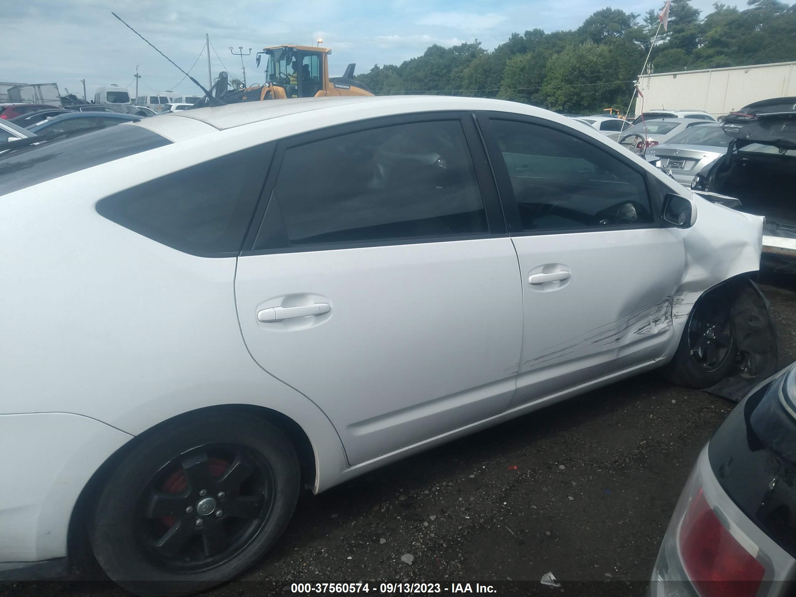 Photo 12 VIN: JTDKB22U467536853 - TOYOTA PRIUS 