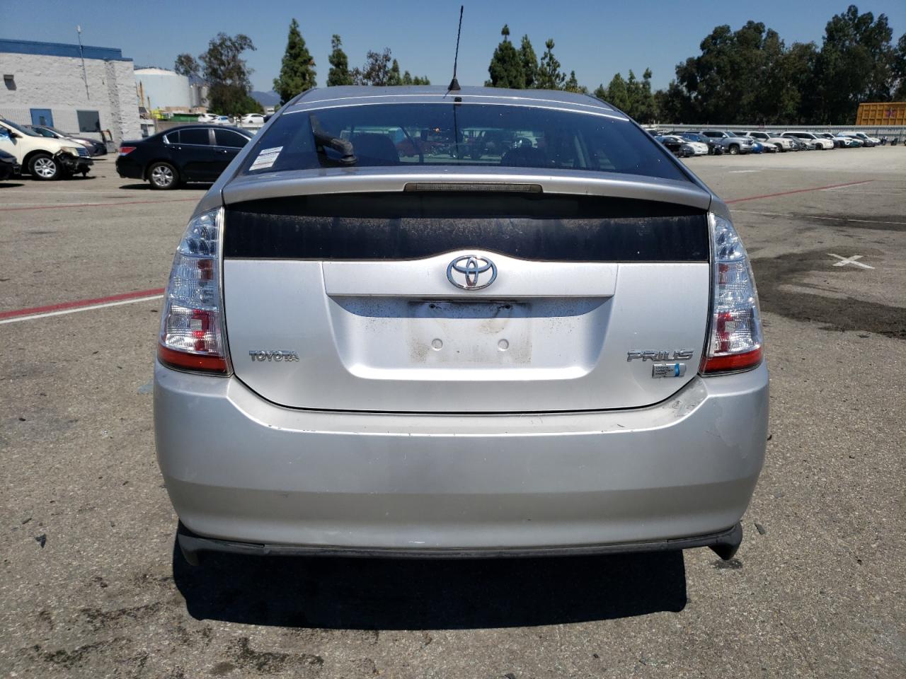 Photo 5 VIN: JTDKB22UX67066487 - TOYOTA PRIUS 