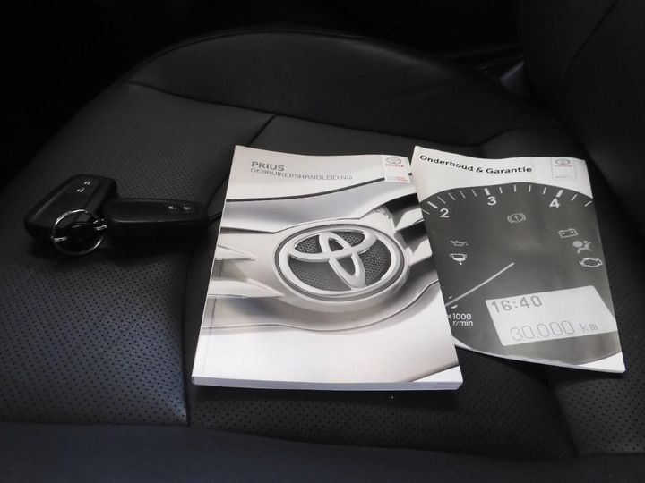 Photo 9 VIN: JTDKB3FU803017884 - TOYOTA PRIUS 