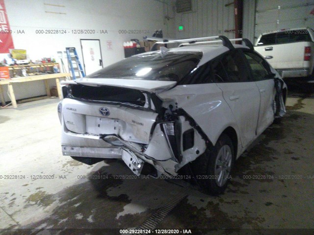 Photo 5 VIN: JTDKBRFU0J3066307 - TOYOTA PRIUS 