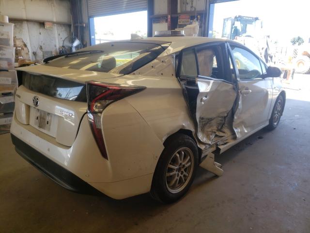 Photo 3 VIN: JTDKBRFU0J3075962 - TOYOTA PRIUS 