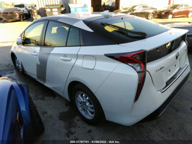 Photo 2 VIN: JTDKBRFU0J3081891 - TOYOTA PRIUS 