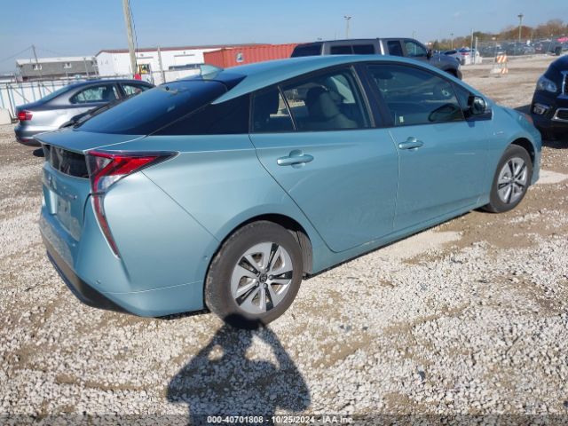 Photo 3 VIN: JTDKBRFU0J3582652 - TOYOTA PRIUS 