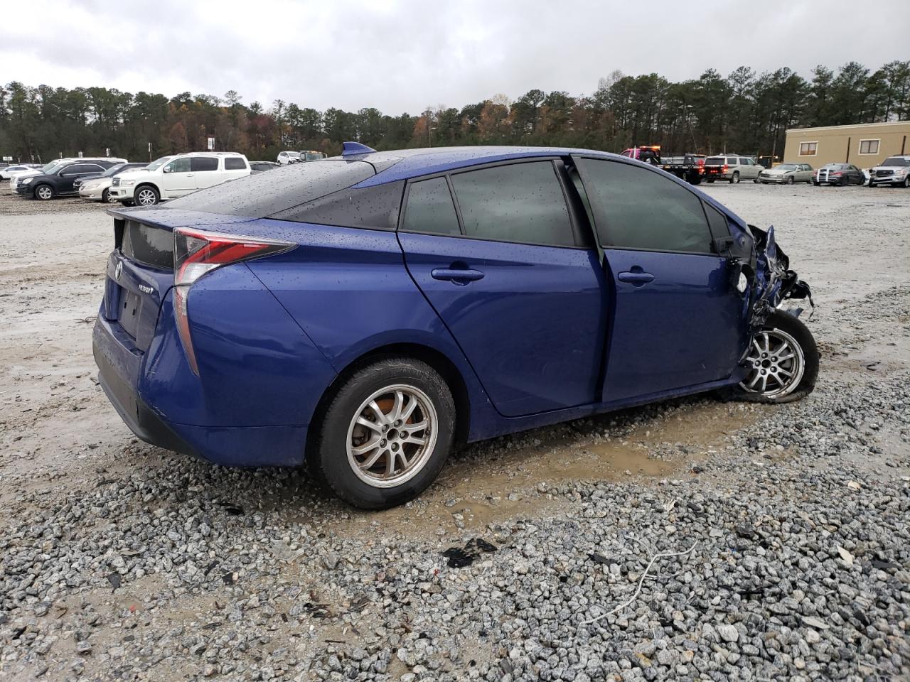 Photo 2 VIN: JTDKBRFU0J3598303 - TOYOTA PRIUS 