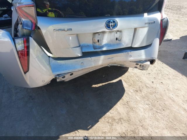 Photo 5 VIN: JTDKBRFU0J3604407 - TOYOTA PRIUS 