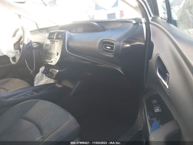 Photo 4 VIN: JTDKBRFU1G3022681 - TOYOTA PRIUS 