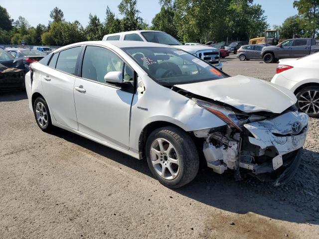 Photo 3 VIN: JTDKBRFU1G3022888 - TOYOTA PRIUS 