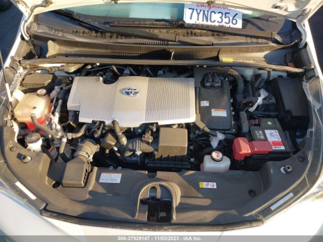 Photo 9 VIN: JTDKBRFU1H3042060 - TOYOTA PRIUS 