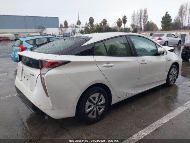 Photo 3 VIN: JTDKBRFU1J3058958 - TOYOTA PRIUS 